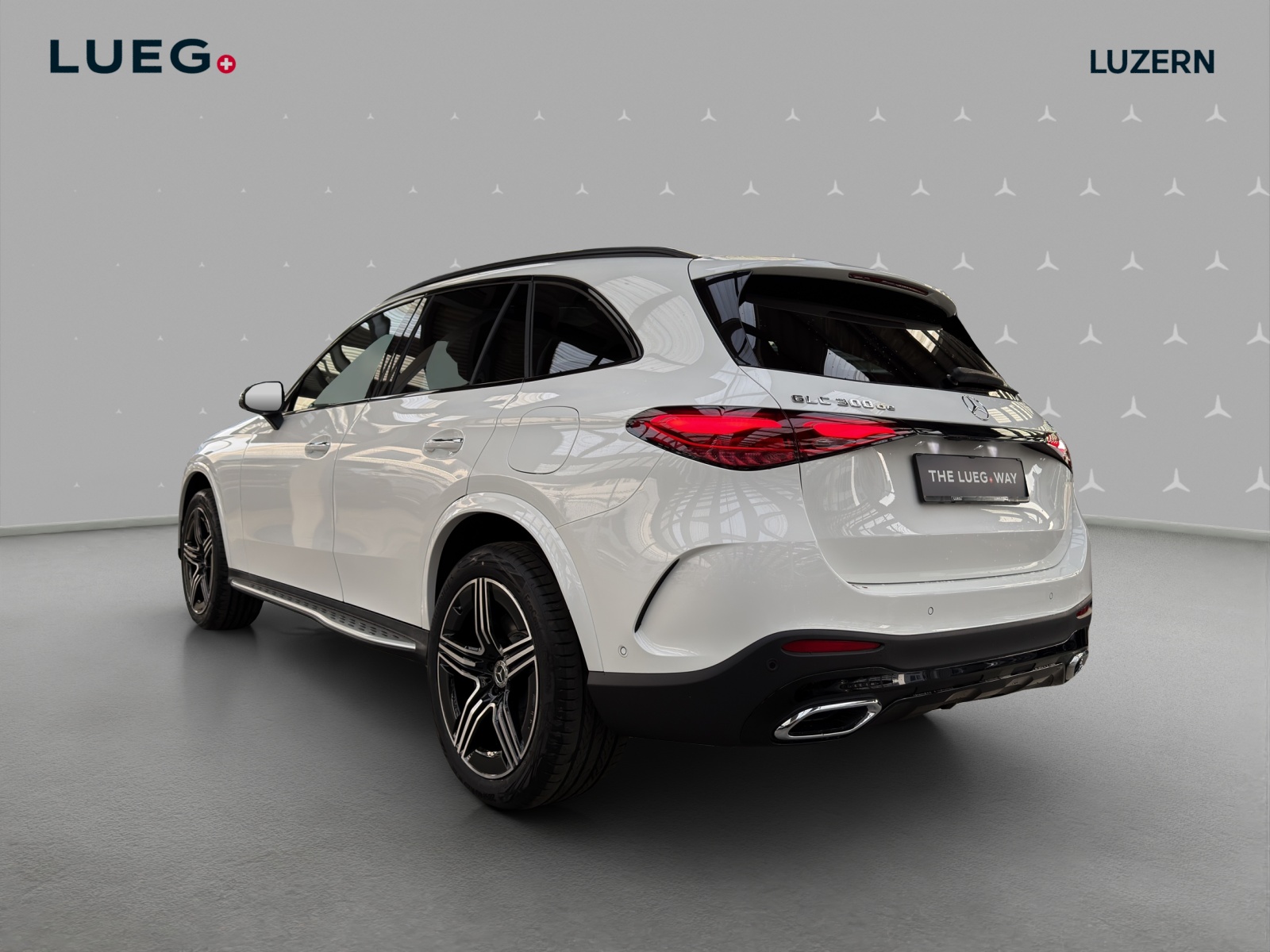 MERCEDES-BENZ GLC 300 de 4Matic EQ Star 9G-Tronic-image-2