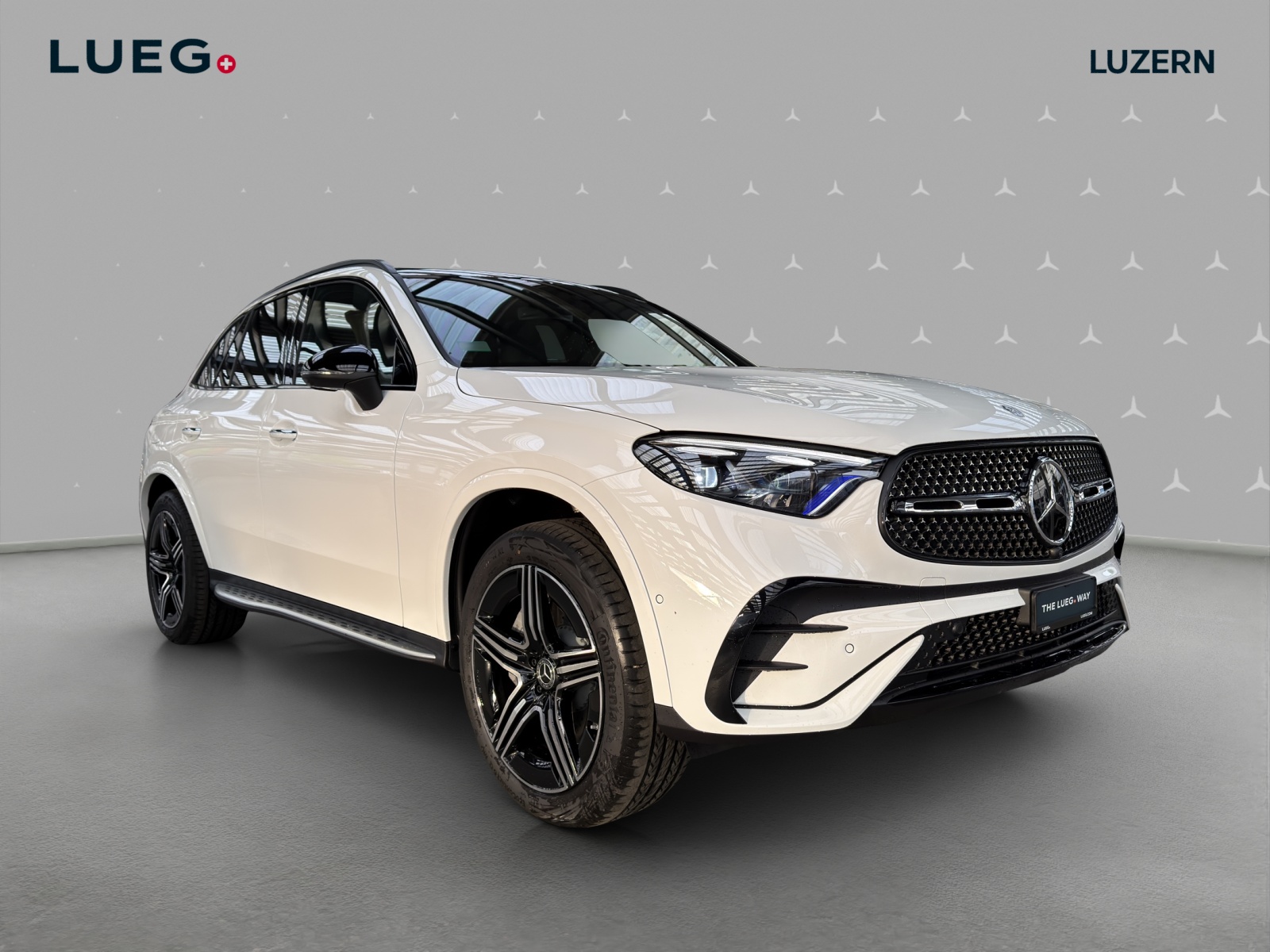 MERCEDES-BENZ GLC 300 de 4Matic EQ Star 9G-Tronic-image-4