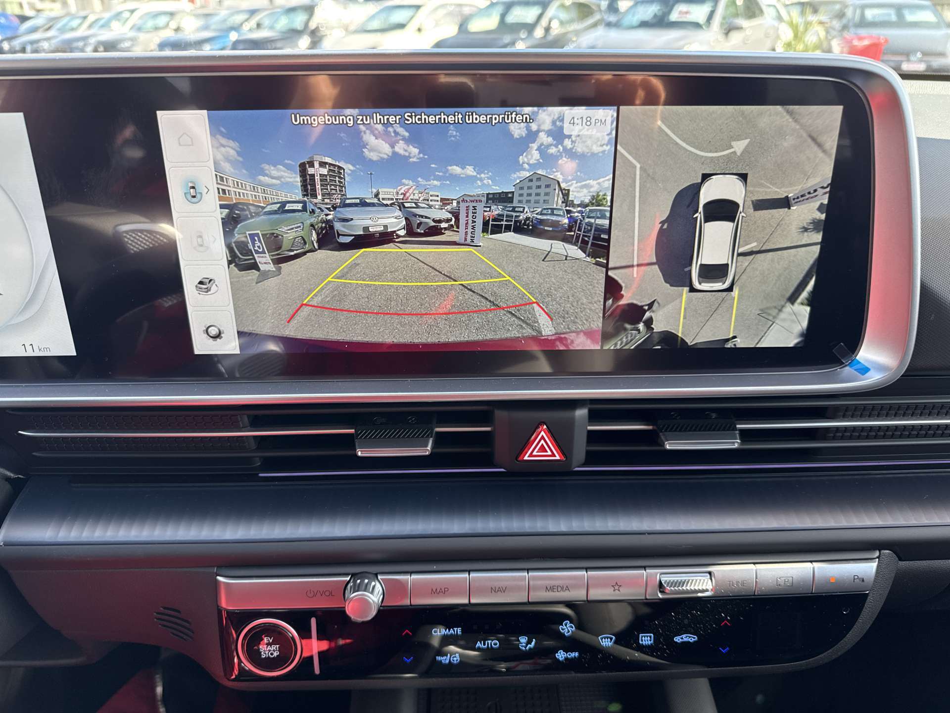 HYUNDAI Ioniq 6 77kWh Plus Line 325PS 4WD Automat-image-9