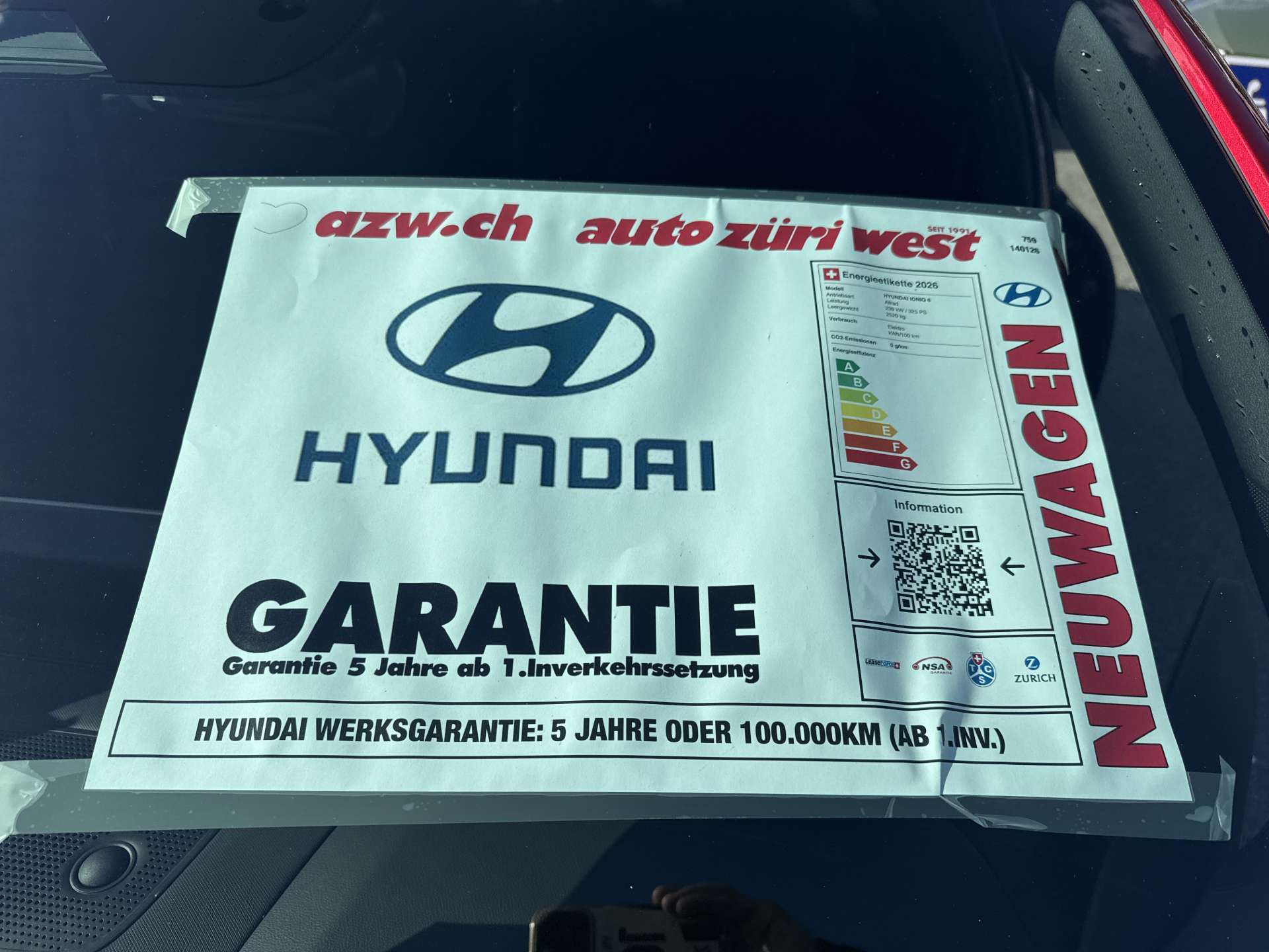 HYUNDAI Ioniq 6 77kWh Plus Line 325PS 4WD Automat-image-3