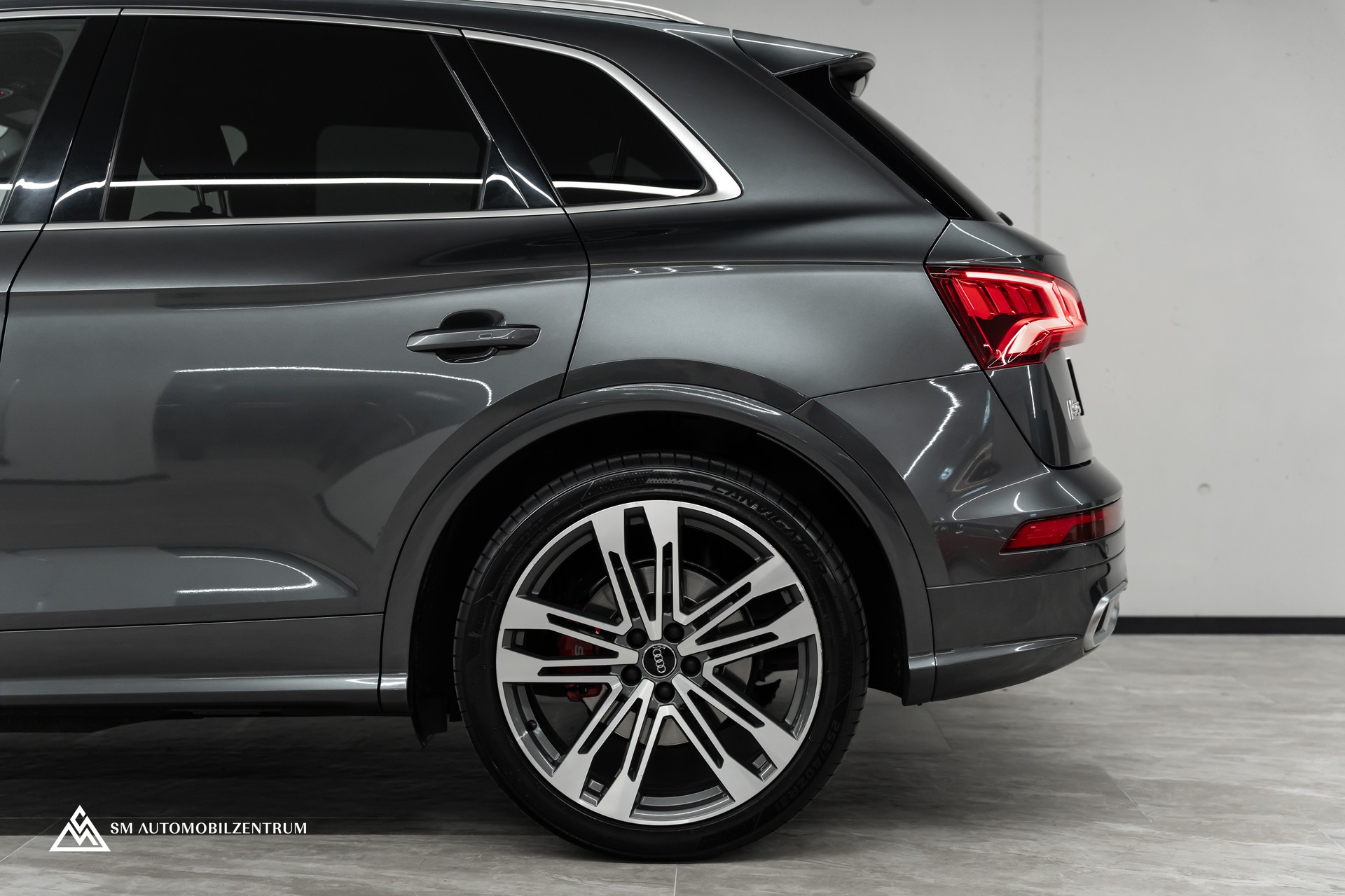 AUDI SQ5 3.0 V6 TFSI quattro T-Tronic / Panorama / Head-Up / Bang & Olufsen / Rautensteppung / Matrix LED-image-7