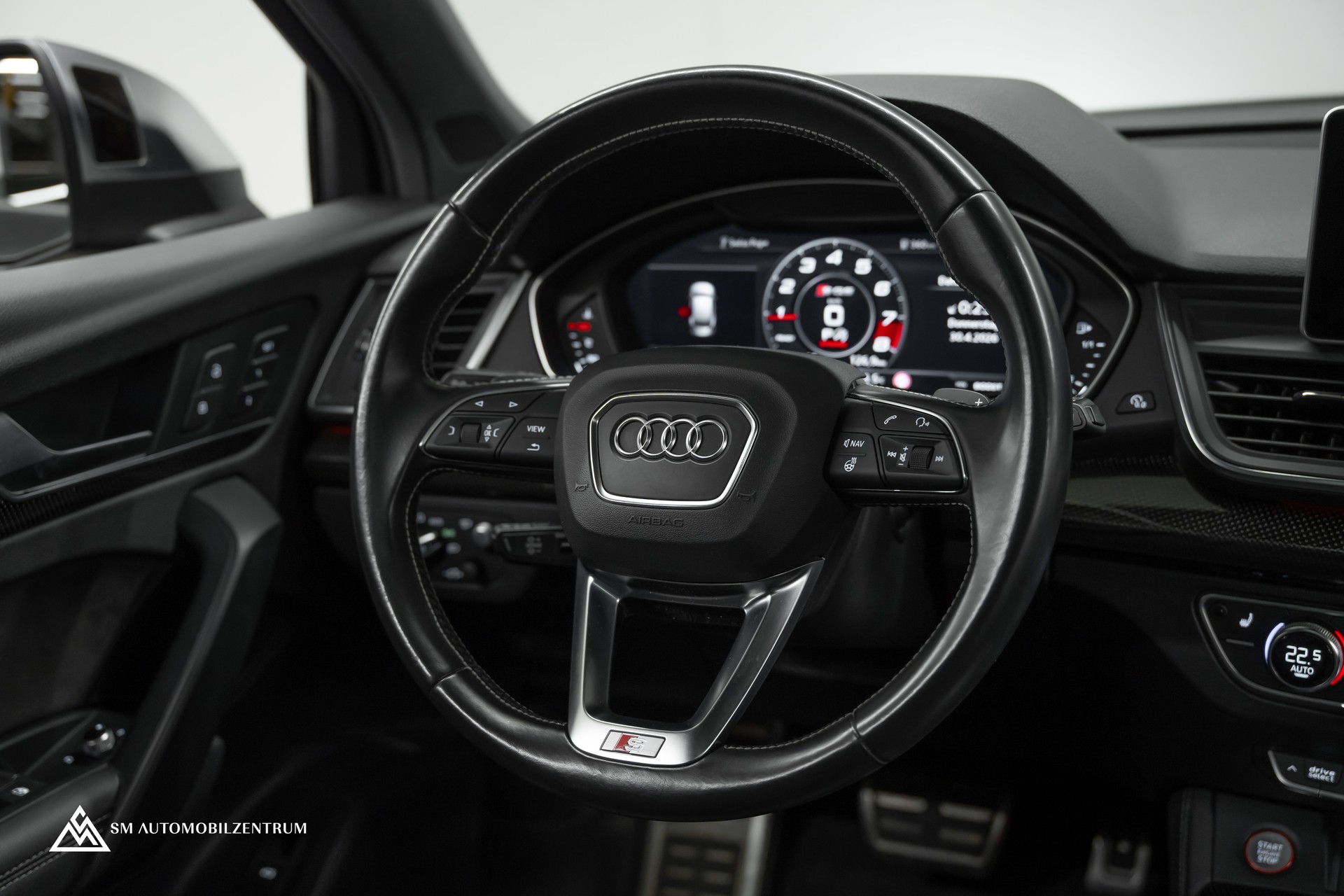 AUDI SQ5 3.0 V6 TFSI quattro T-Tronic / Panorama / Head-Up / Bang & Olufsen / Rautensteppung / Matrix LED-image-25