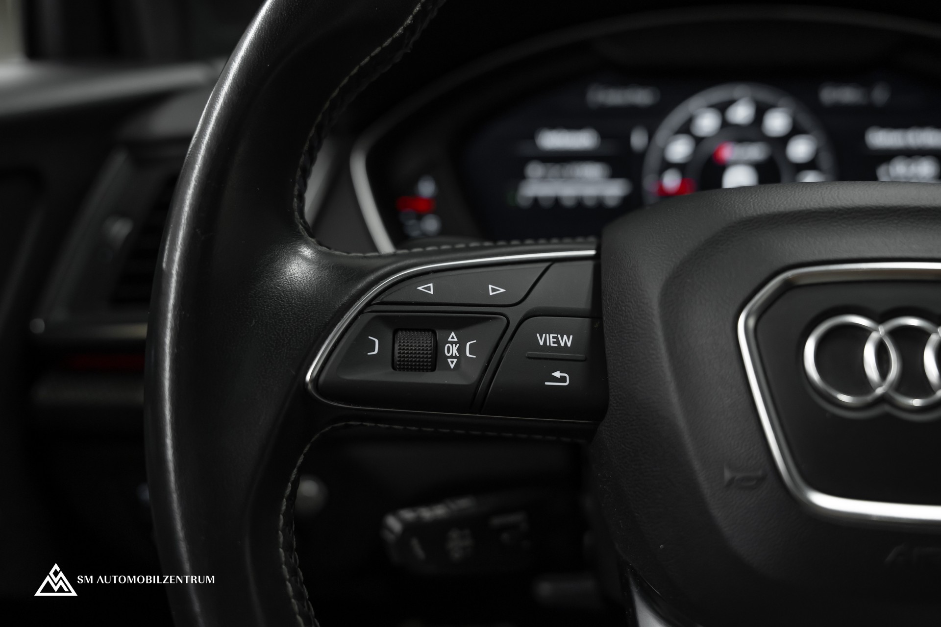 AUDI SQ5 3.0 V6 TFSI quattro T-Tronic / Panorama / Head-Up / Bang & Olufsen / Rautensteppung / Matrix LED-image-27