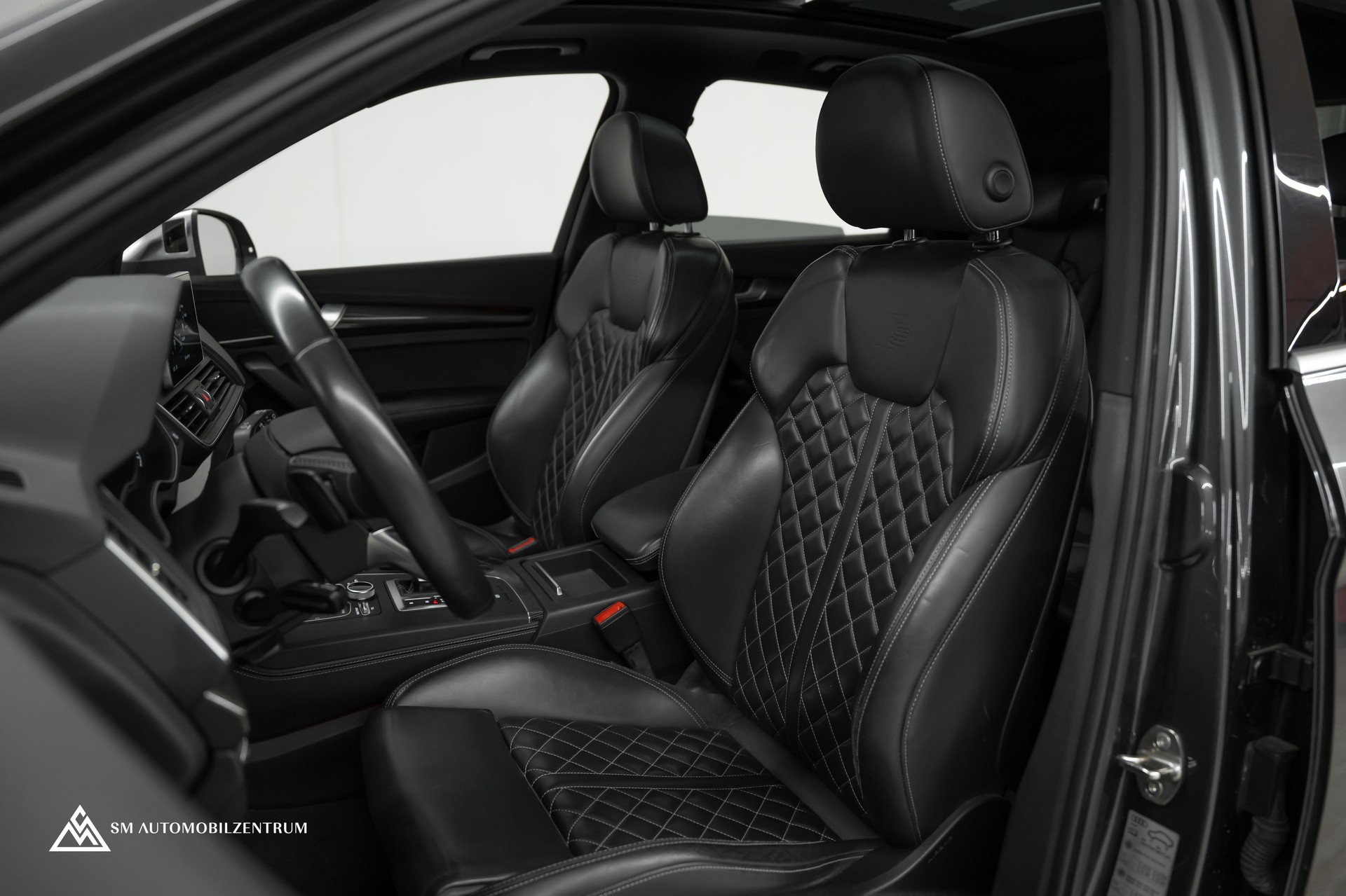 AUDI SQ5 3.0 V6 TFSI quattro T-Tronic / Panorama / Head-Up / Bang & Olufsen / Rautensteppung / Matrix LED-image-18
