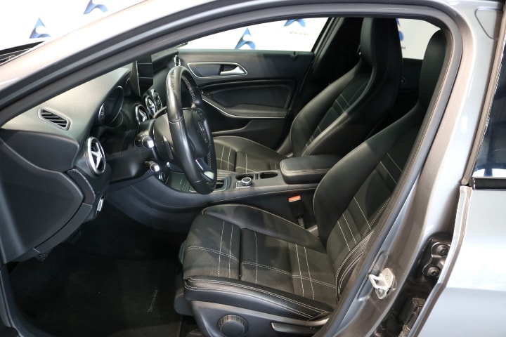 MERCEDES-BENZ A 200 Night Star 7G-DCT-image-27