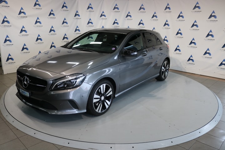 MERCEDES-BENZ A 200 Night Star 7G-DCT-image-10