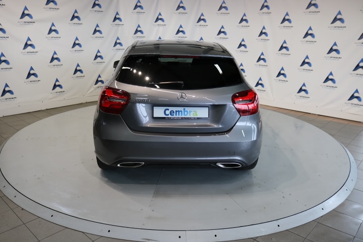 MERCEDES-BENZ A 200 Night Star 7G-DCT-image-18
