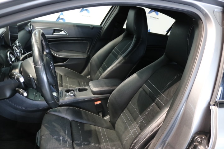 MERCEDES-BENZ A 200 Night Star 7G-DCT-image-4