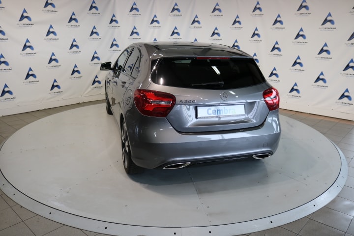 MERCEDES-BENZ A 200 Night Star 7G-DCT-image-17