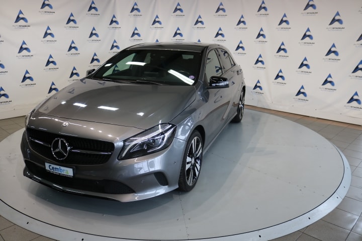 MERCEDES-BENZ A 200 Night Star 7G-DCT-image-9