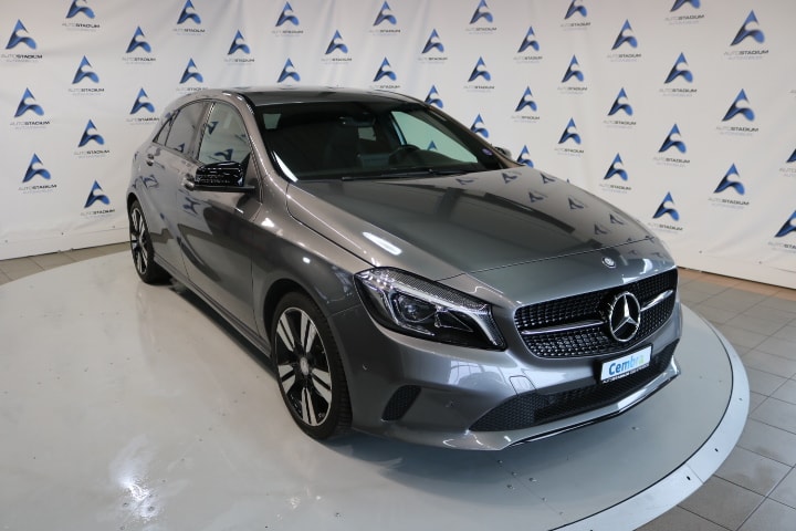 MERCEDES-BENZ A 200 Night Star 7G-DCT-image-6