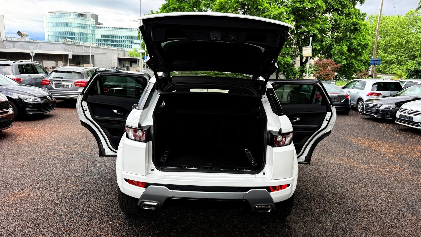 LAND ROVER Range Rover Evoque 2.0 Si4 Prestige AT9-image-6