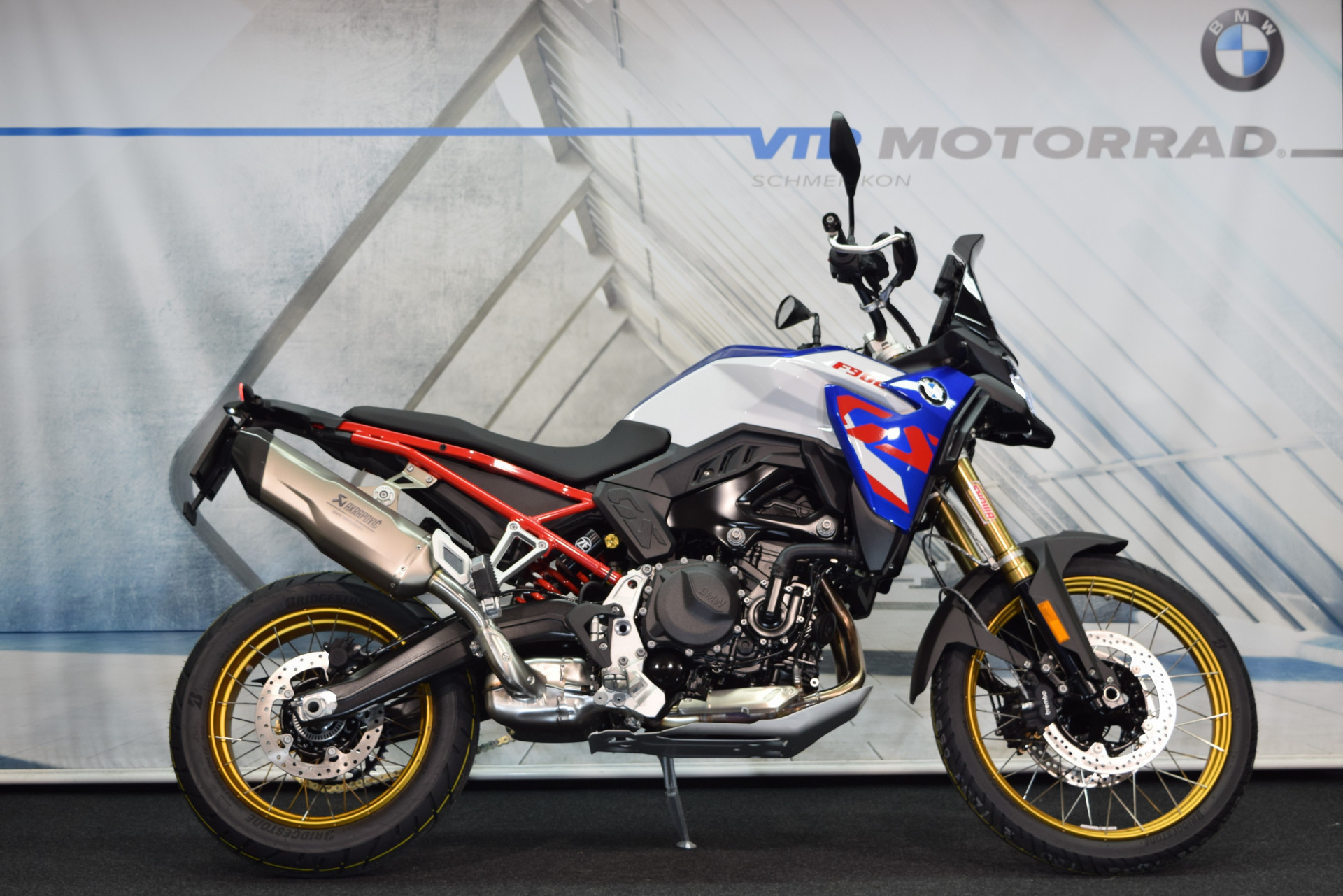 BMW F 900 GS Trophy inkl. 5 Jahre Garantie-showroom-element-1