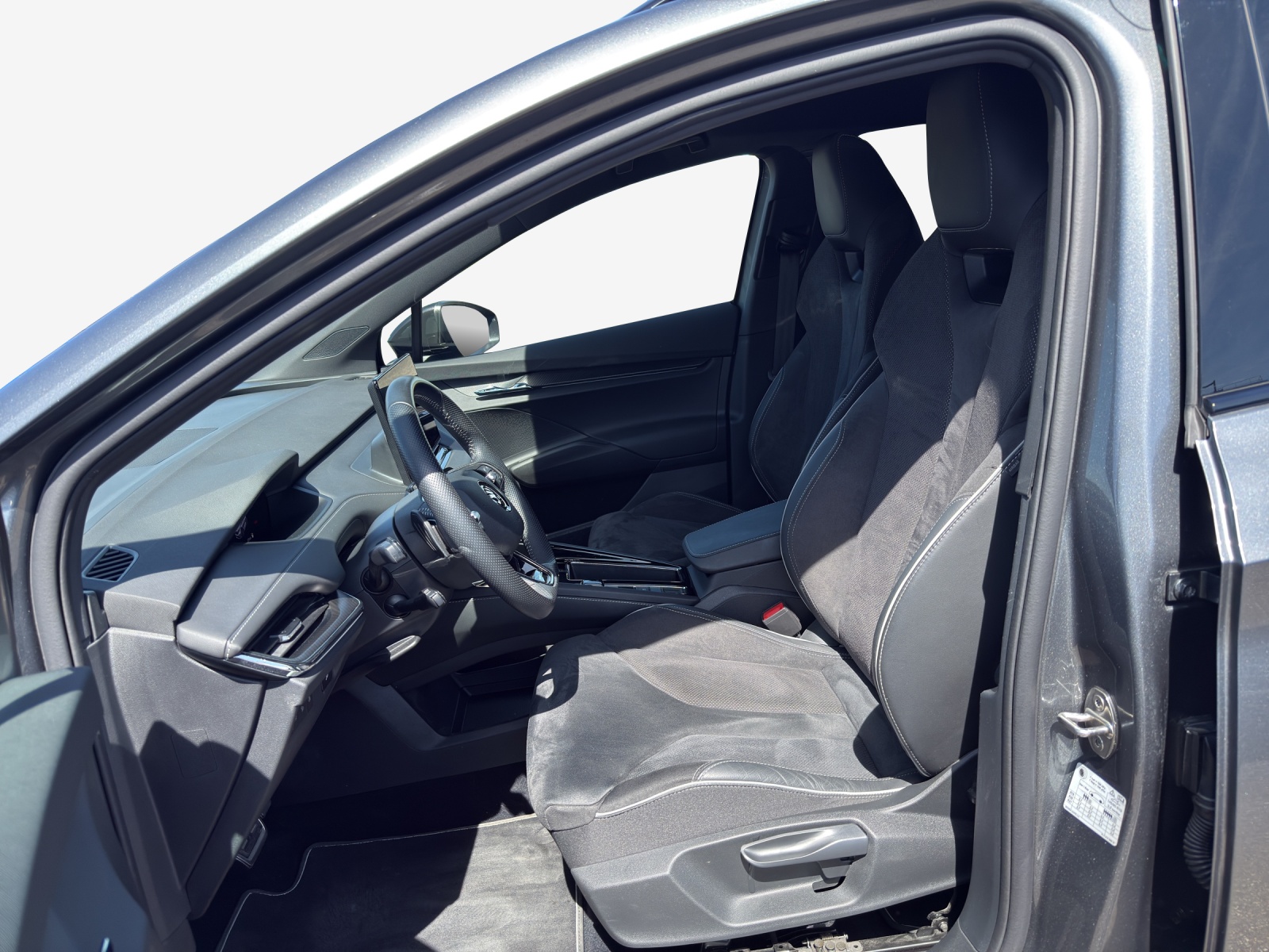 SKODA Enyaq iV 80x SportLine-image-8