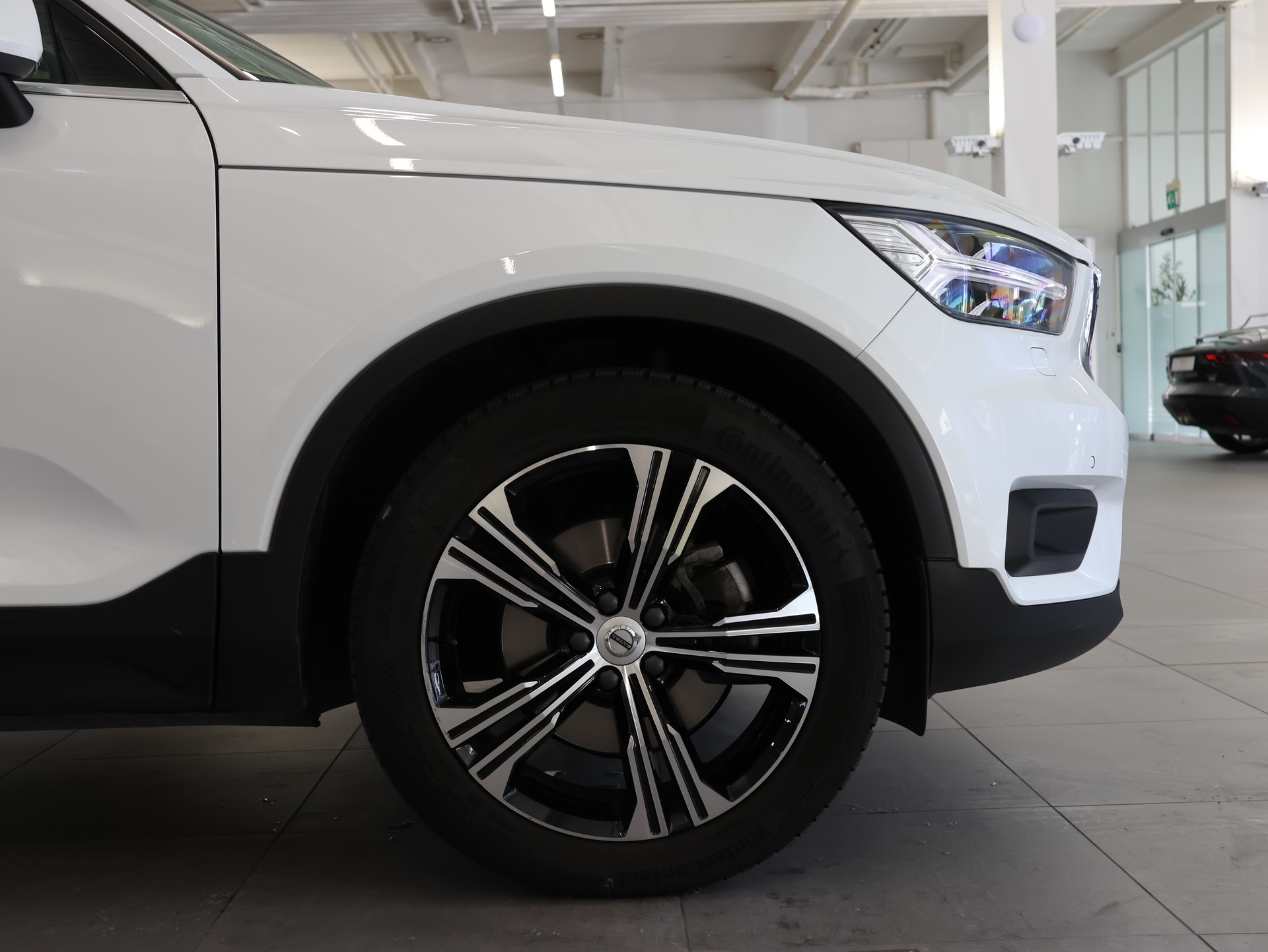 VOLVO XC40 T4 AWD Inscription Geartronic *Panorama*Harman/Kardon*360°*-image-7