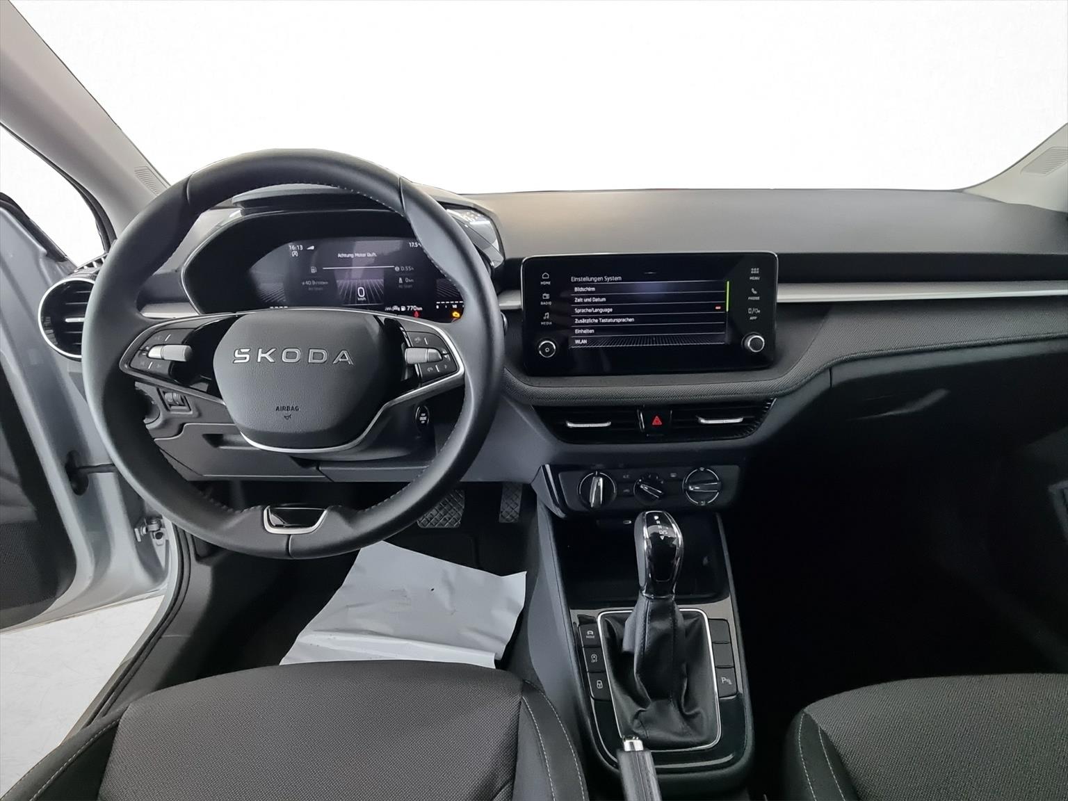 SKODA Fabia 1.0 TSI Selection *5Jahre Garantie*-image-7