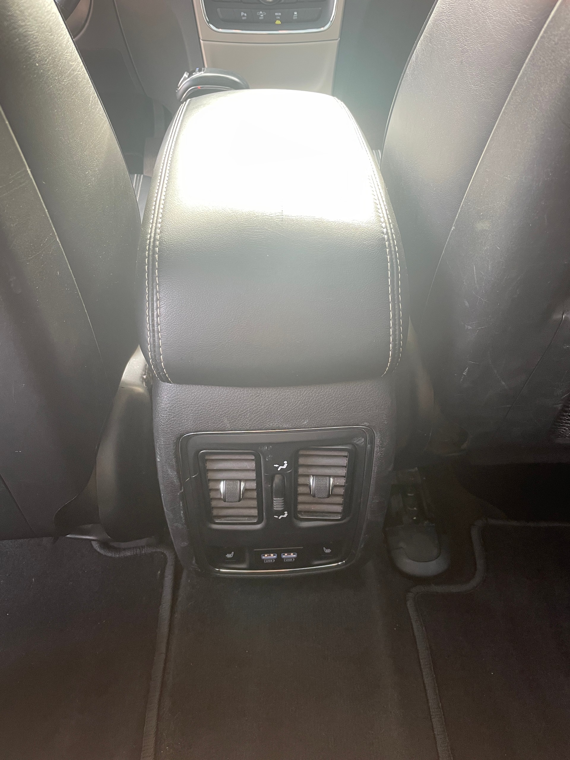 JEEP Grand Cherokee 3.0 CRD Overland Automatic-image-18