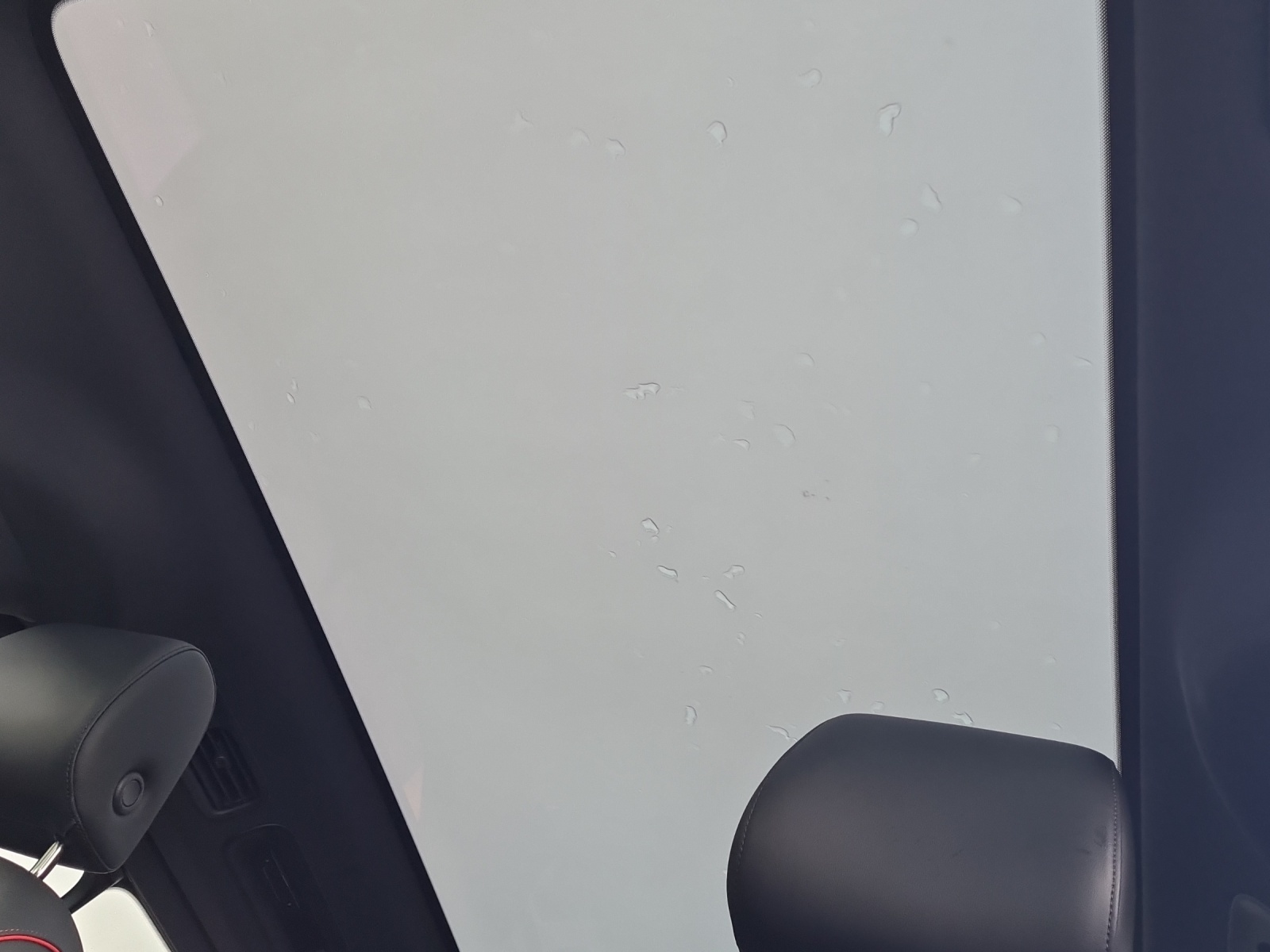 VW ID.Buzz LWB GTX 4 Motion-image-13