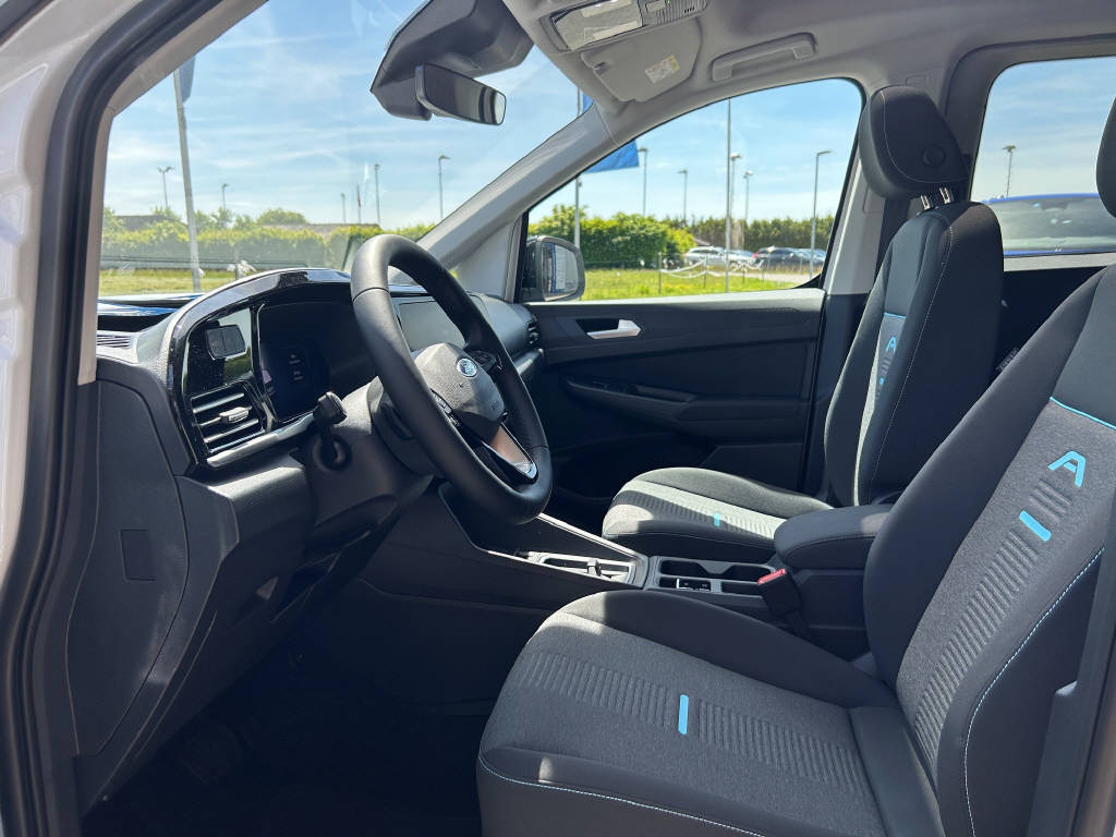 FORD TOURNEO CONNECT Grand 1.5 EcoBoost 150 Active PHEV-image-6