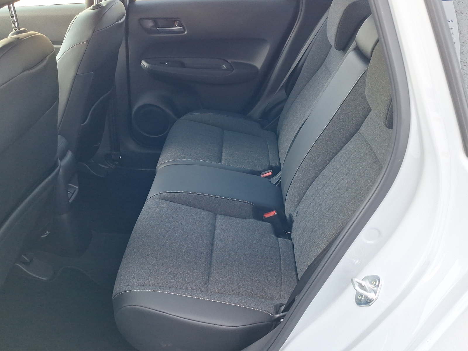 HONDA Jazz 1.5 i-MMD Advance-image-12