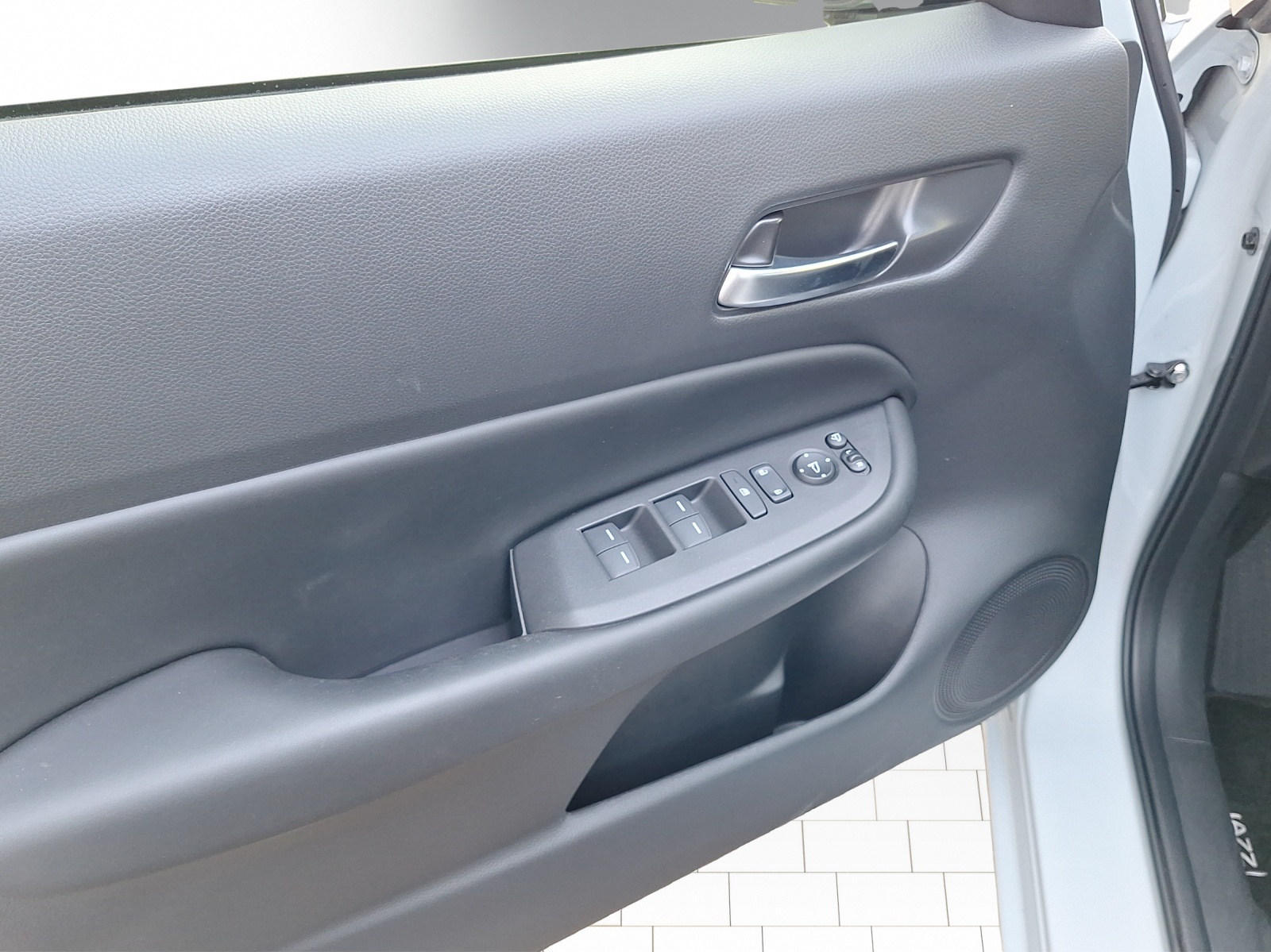 HONDA Jazz 1.5 i-MMD Advance-image-10