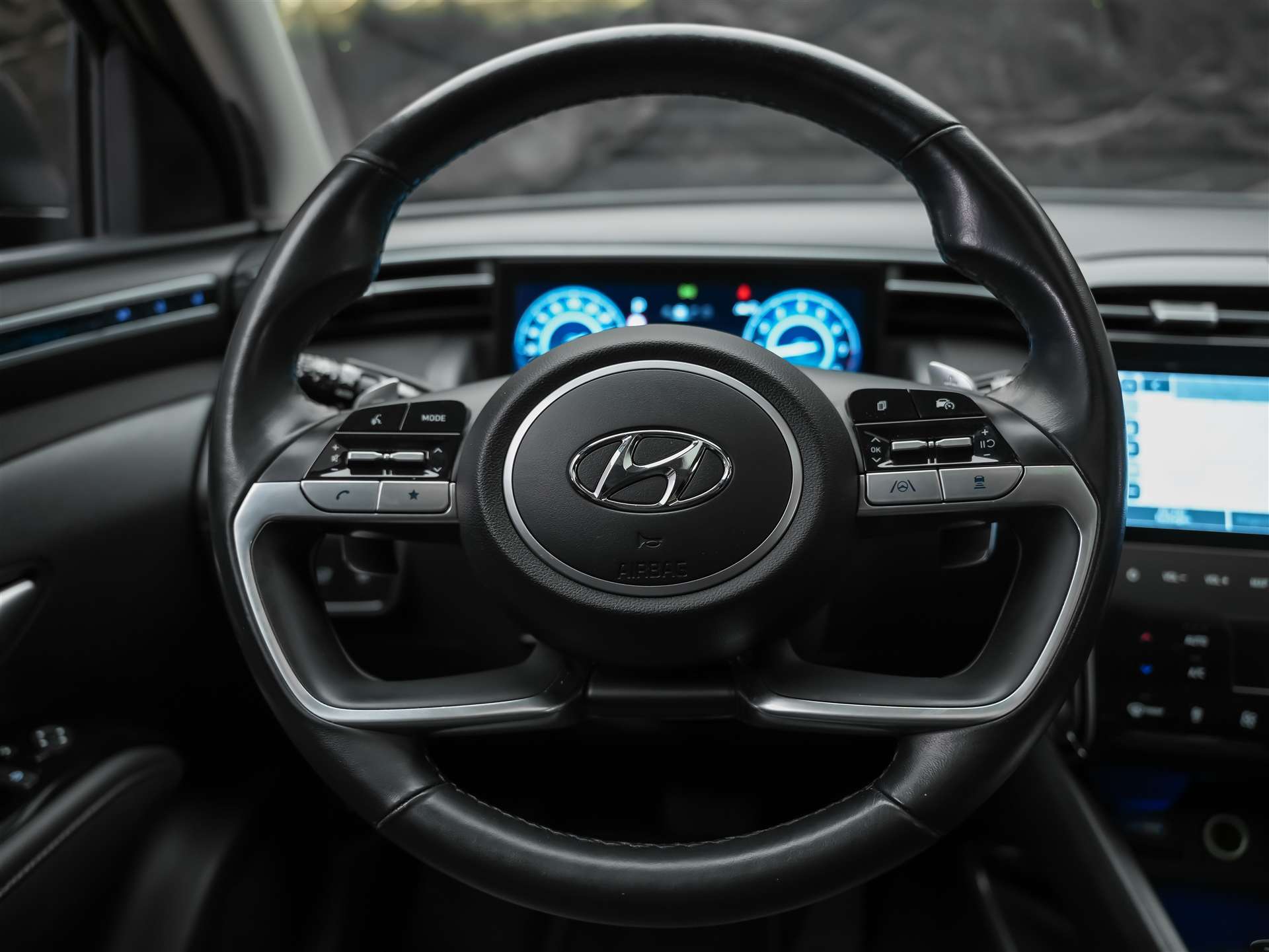 HYUNDAI Tucson 1.6 TGDI Vertex DCT 4WD *CH Auto*Panorama*360° Kamera*Sitzbelüftung*-image-21