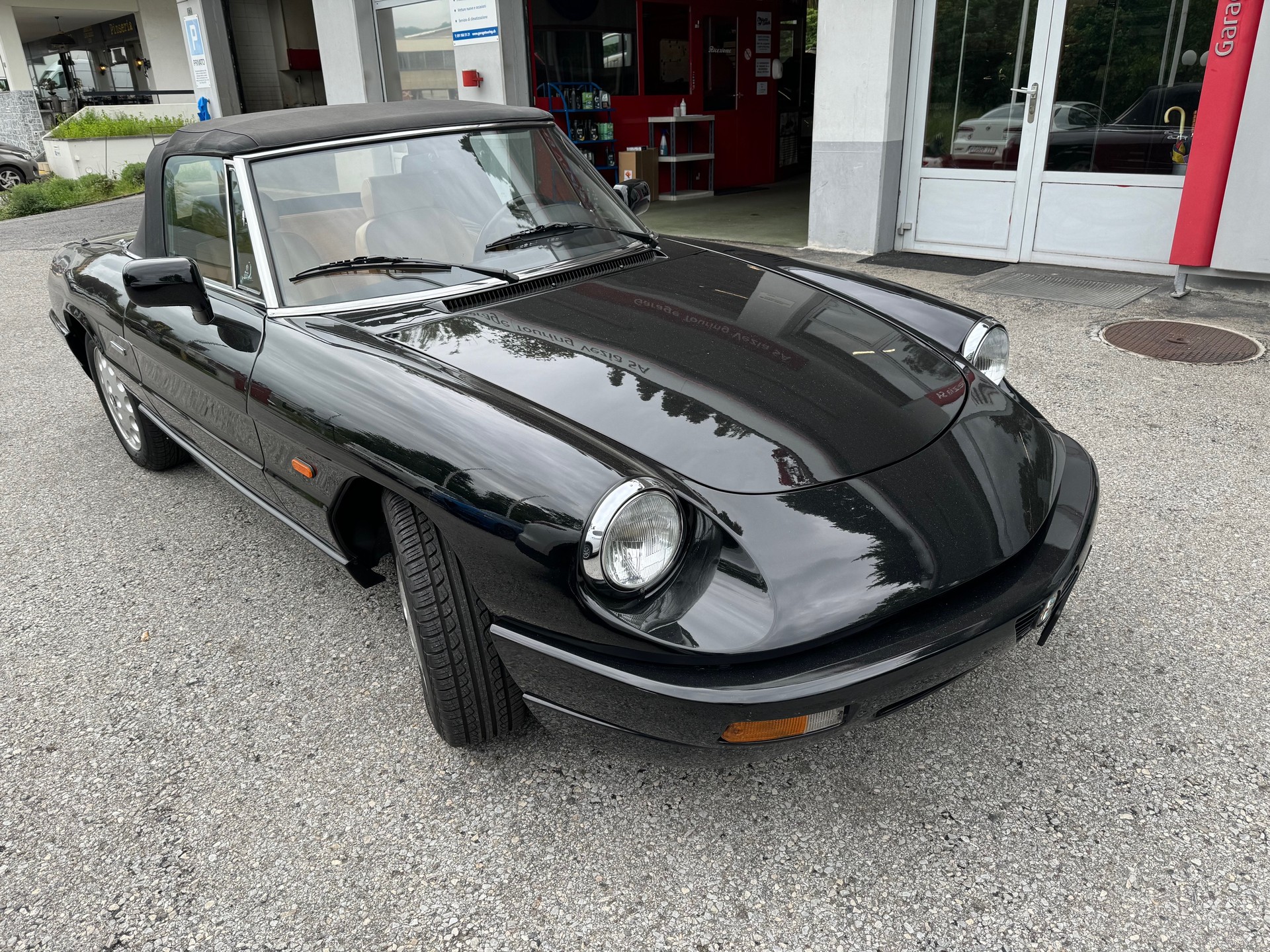 ALFA ROMEO Spider 2.0-showroom-element-2