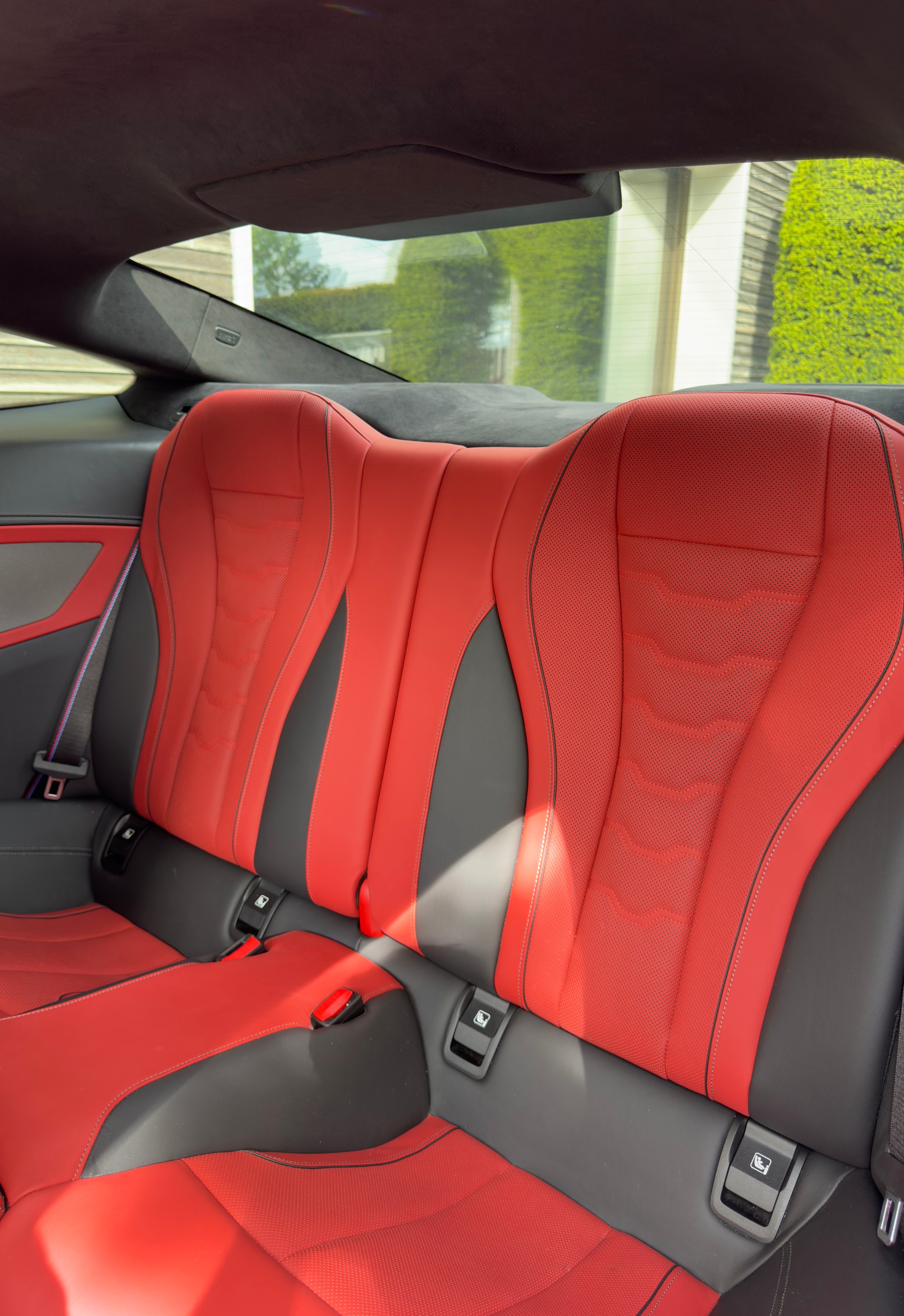 BMW M850i xDrive-image-6