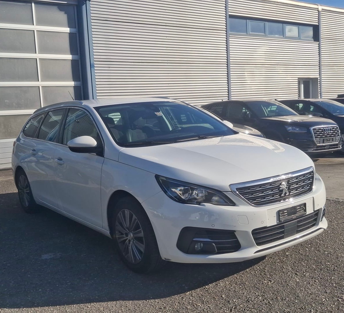 PEUGEOT 308 SW 1.5 BlueHDI Allure EAT8-image-1