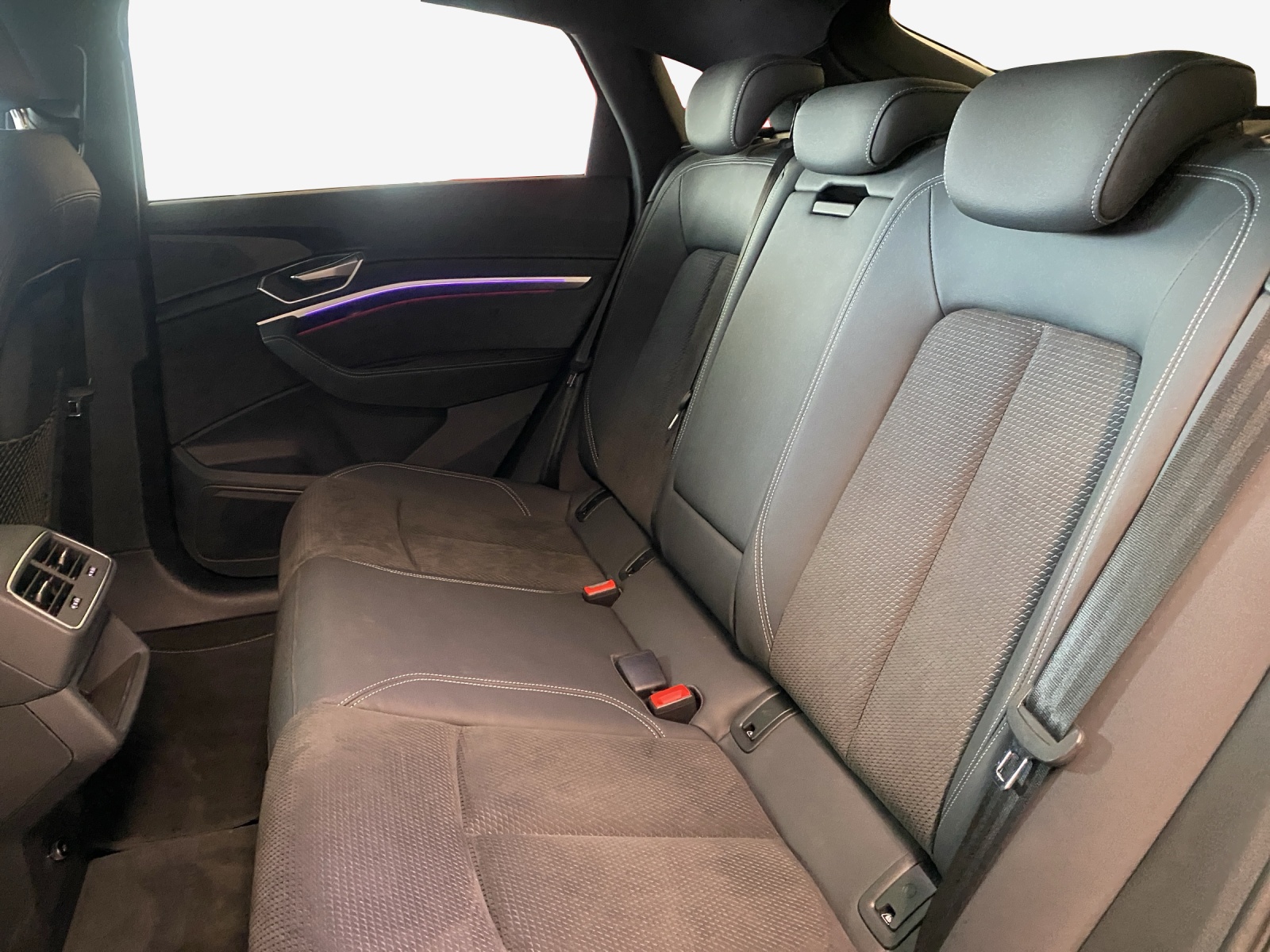AUDI e-tron 50 Sportback S Line Attraction quattro-image-12