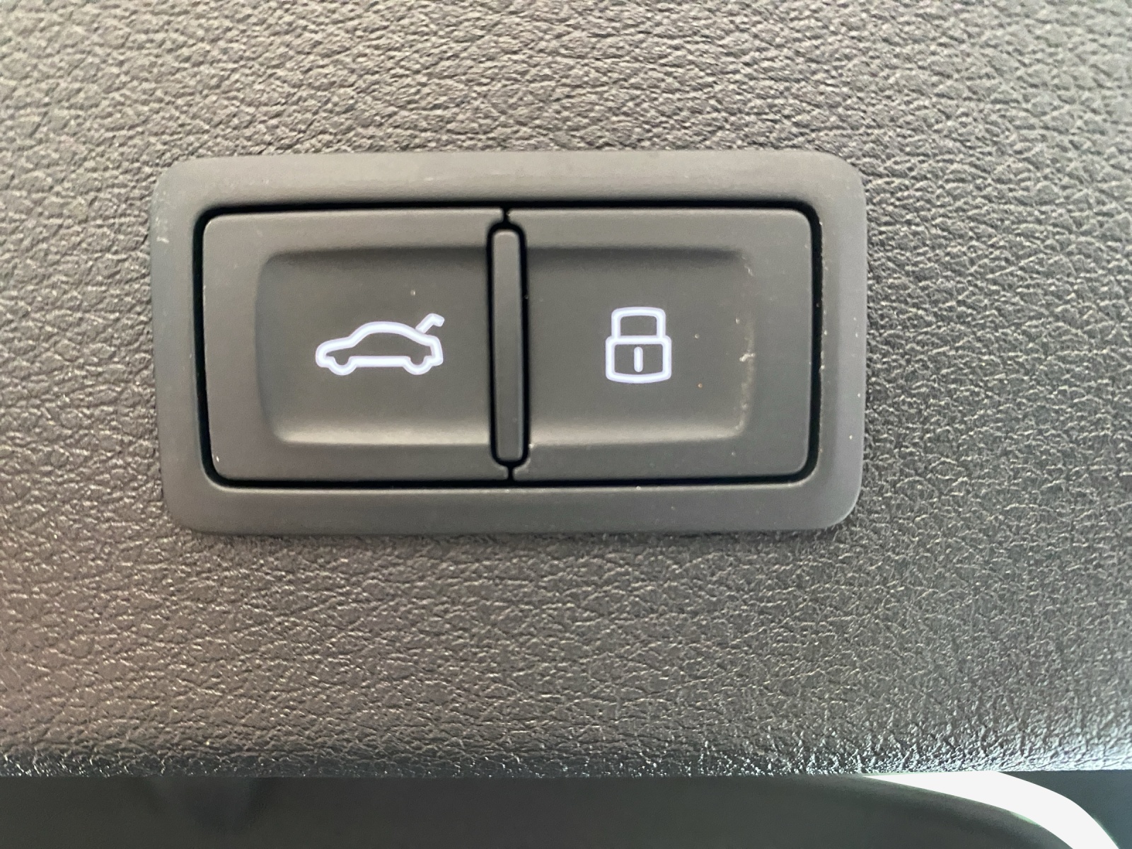 AUDI e-tron 50 Sportback S Line Attraction quattro-image-14