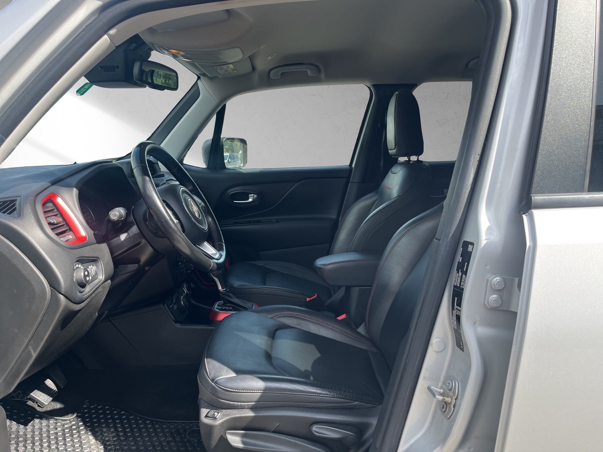 JEEP Renegade 2.0 MJ Trailhawk AWD + Low Range 9ATX-image-7