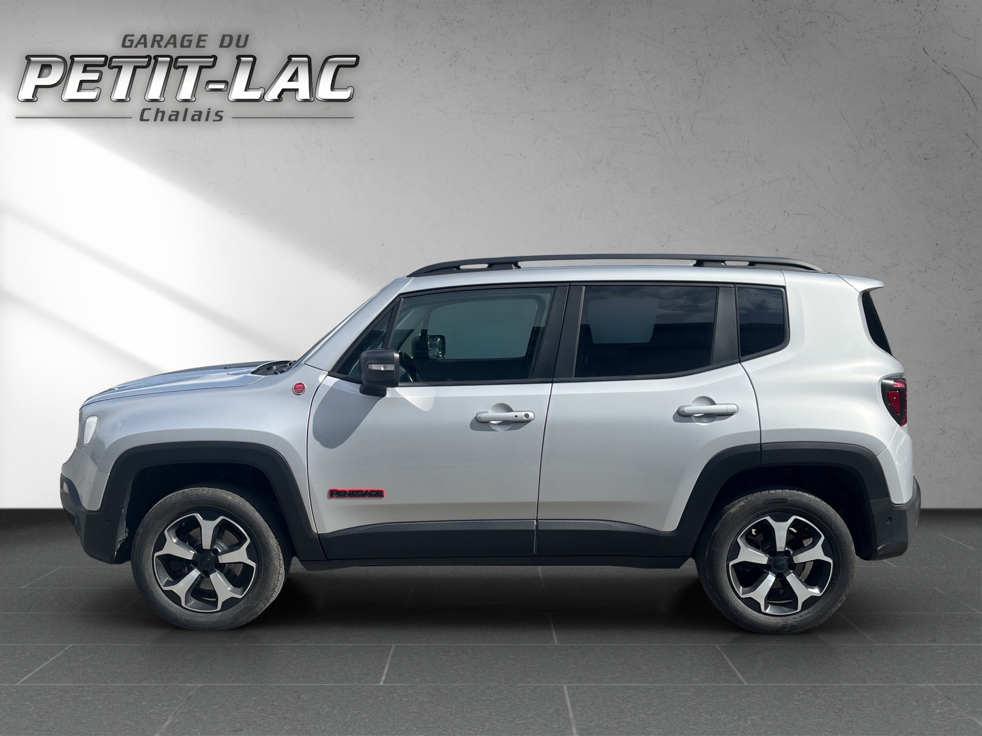 JEEP Renegade 2.0 MJ Trailhawk AWD + Low Range 9ATX-image-2