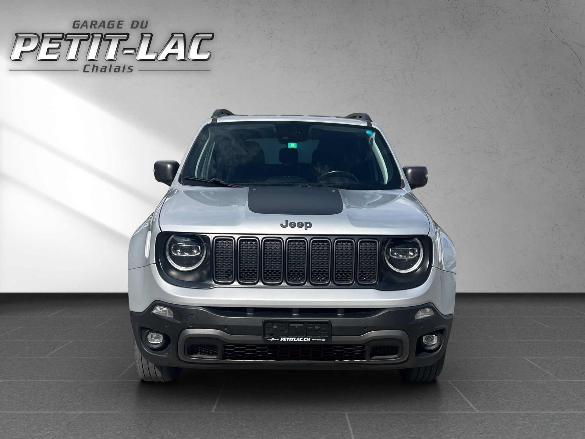 JEEP Renegade 2.0 MJ Trailhawk AWD + Low Range 9ATX-image-1