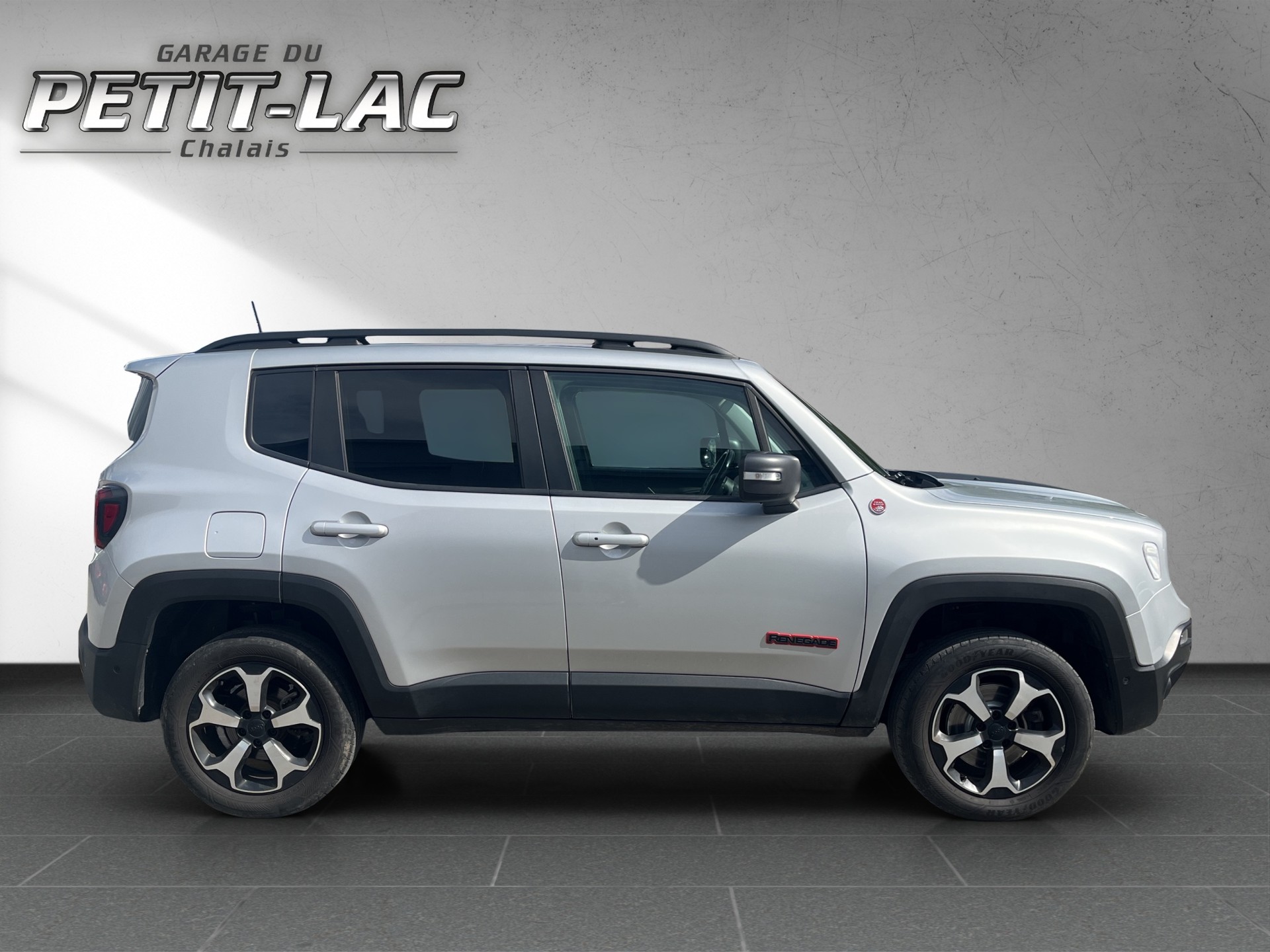 JEEP Renegade 2.0 MJ Trailhawk AWD + Low Range 9ATX-image-5