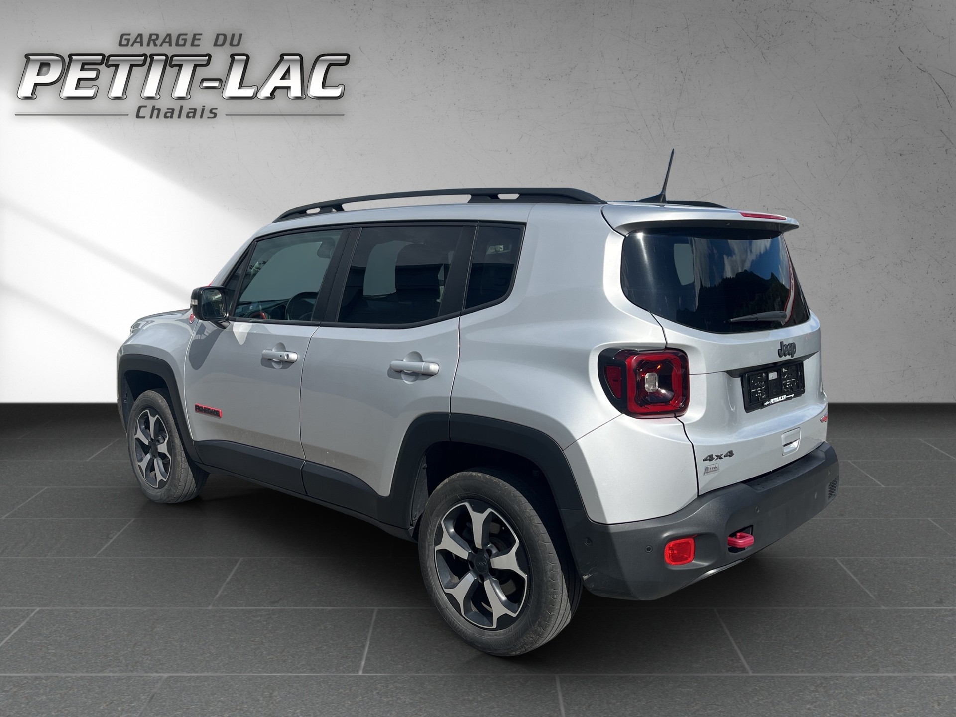 JEEP Renegade 2.0 MJ Trailhawk AWD + Low Range 9ATX-image-3