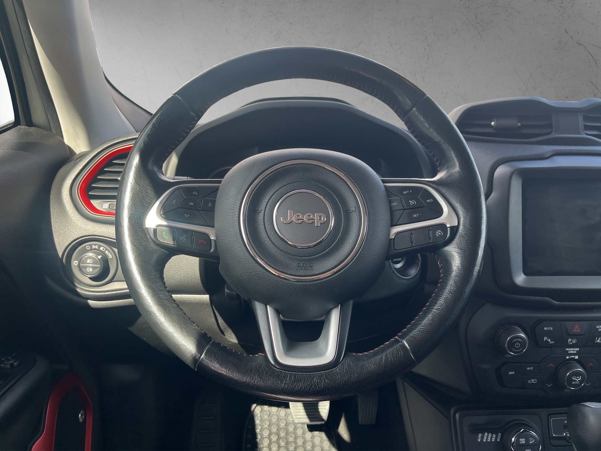 JEEP Renegade 2.0 MJ Trailhawk AWD + Low Range 9ATX-image-8