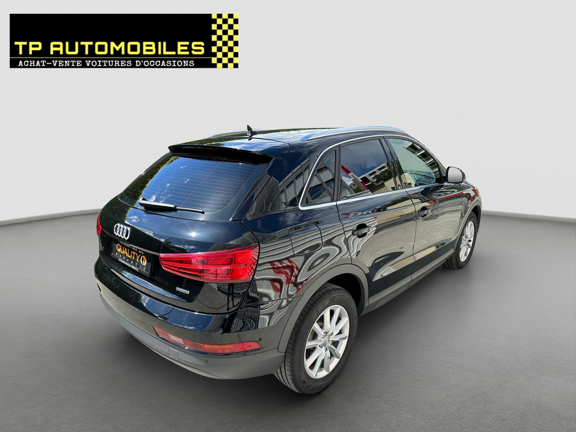 AUDI Q3 2.0 TDI quattro S-tronic-image-3