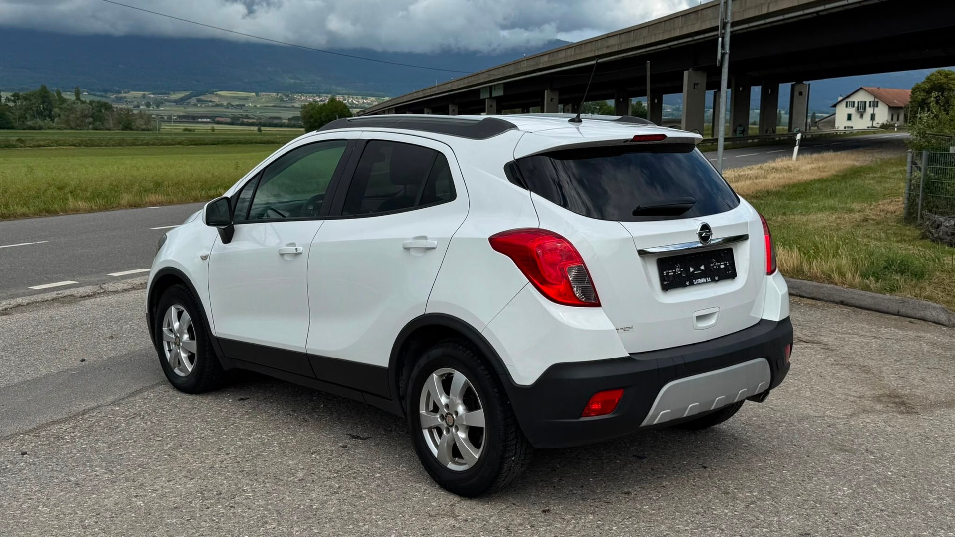 OPEL Mokka 1.7 CDTi Enjoy 2WD Automatic-image-4