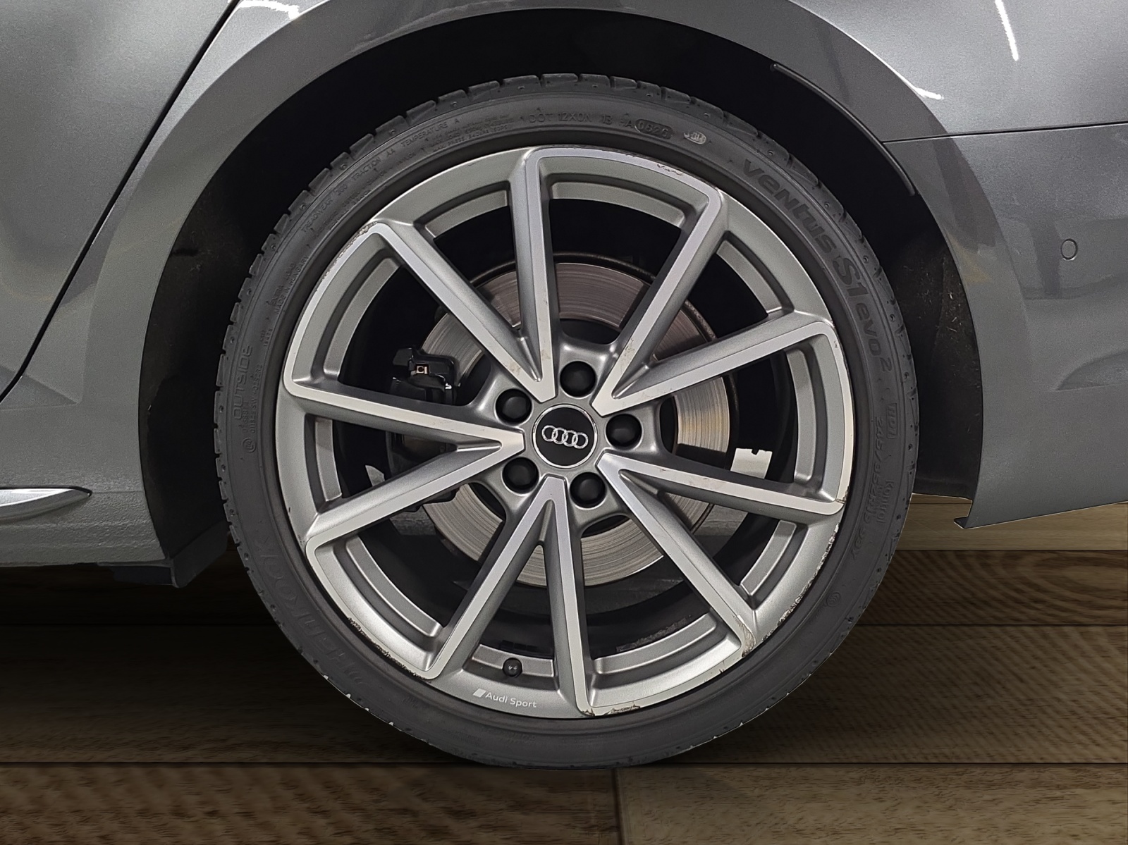 AUDI S4 Avant 3.0 TFSI quattro tiptronic CH-Fahrzeug ohne OPF-image-27