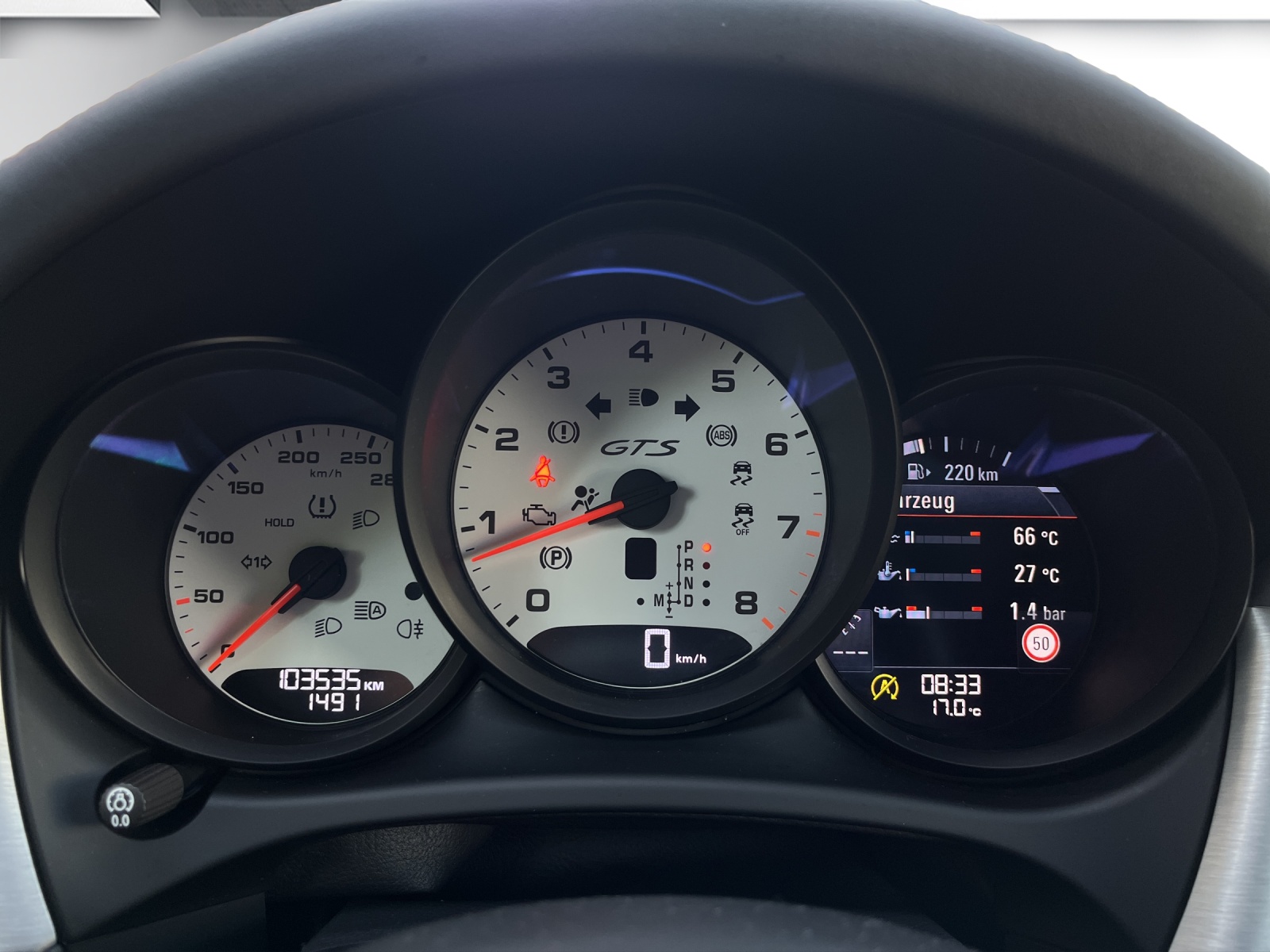 PORSCHE Macan GTS PDK-image-15
