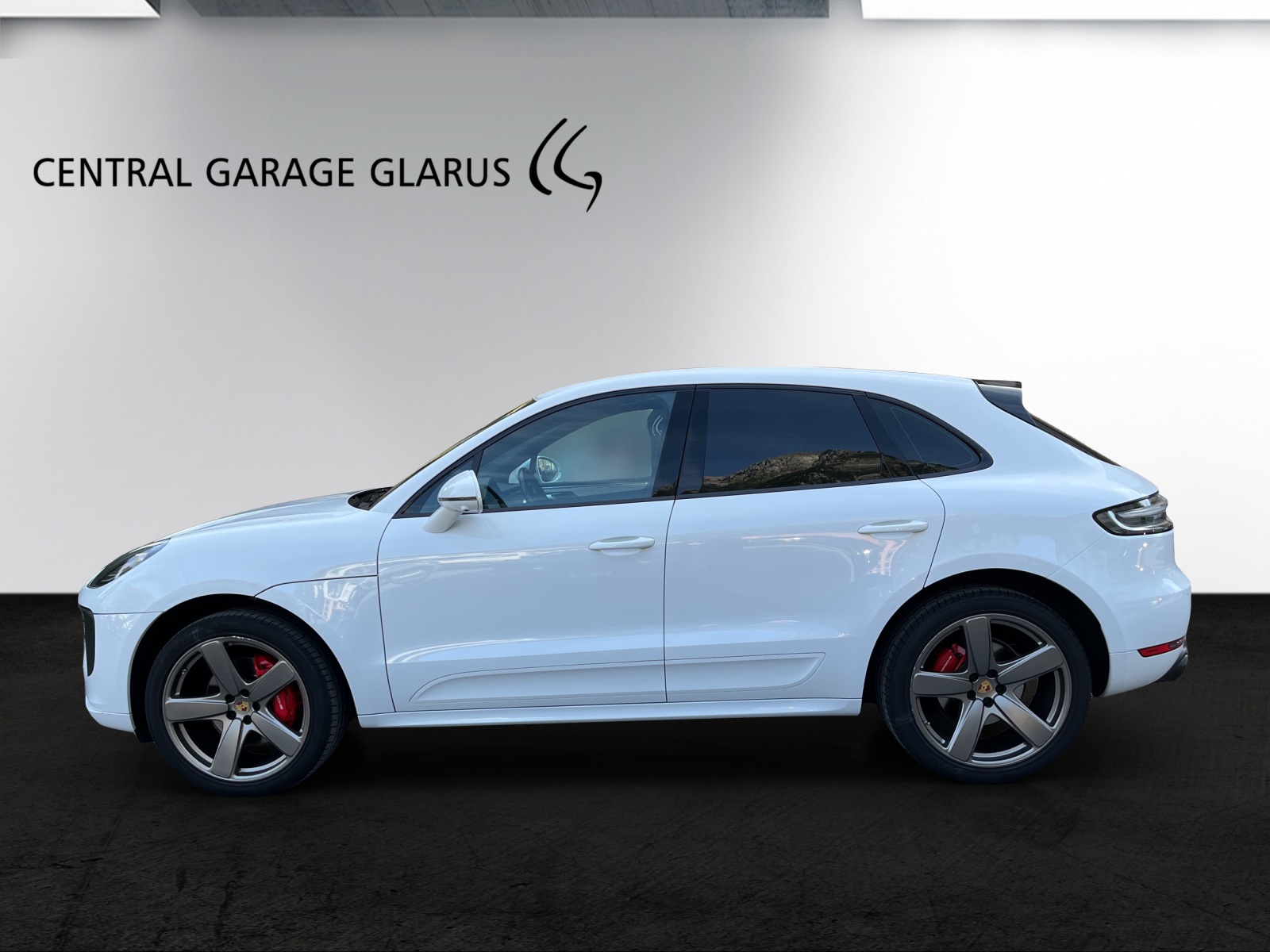 PORSCHE Macan GTS PDK-image-3