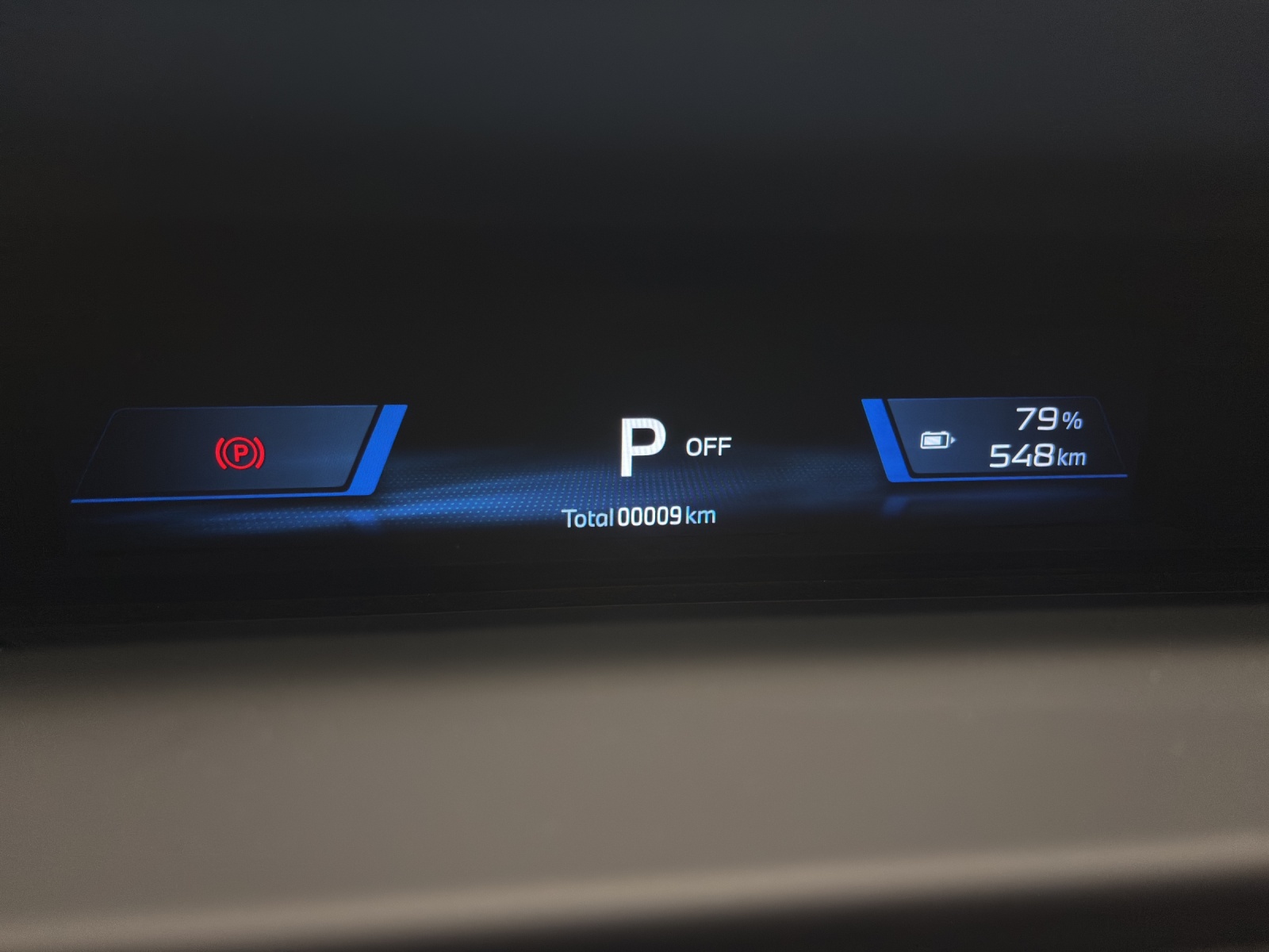 BMW iX3 50 xDrive-image-11