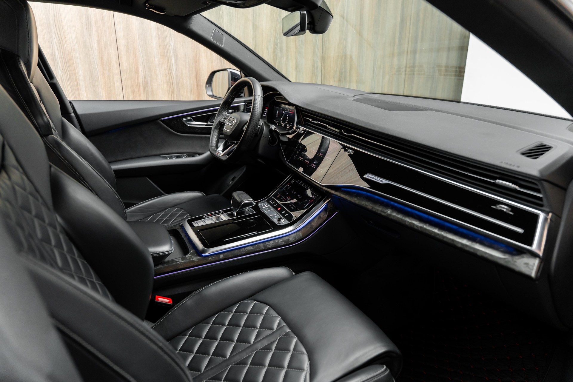 AUDI Q8 50 TDI quattro tiptronic-image-7