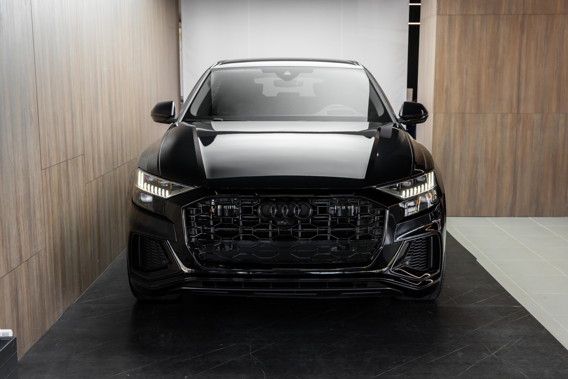 AUDI Q8 50 TDI quattro tiptronic-image-29
