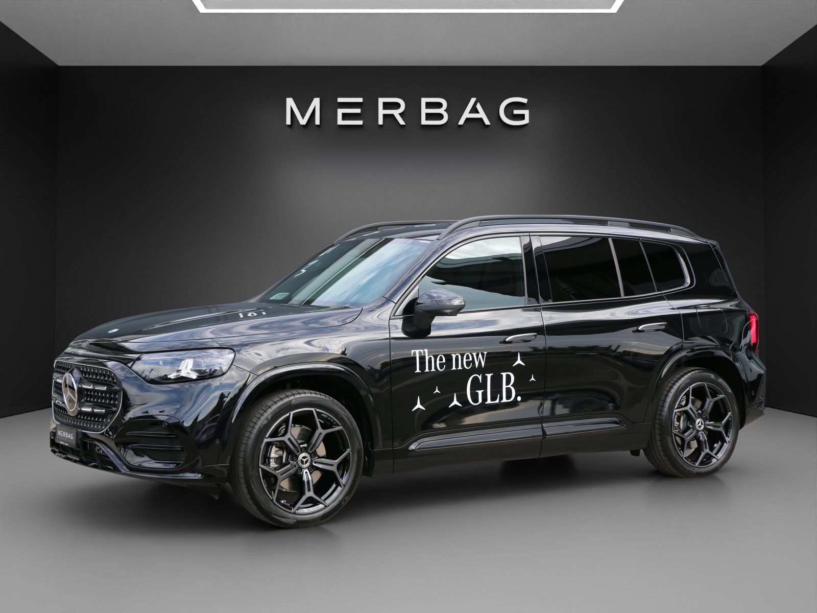 MERCEDES-BENZ GLB 220 4MATIC-image-0