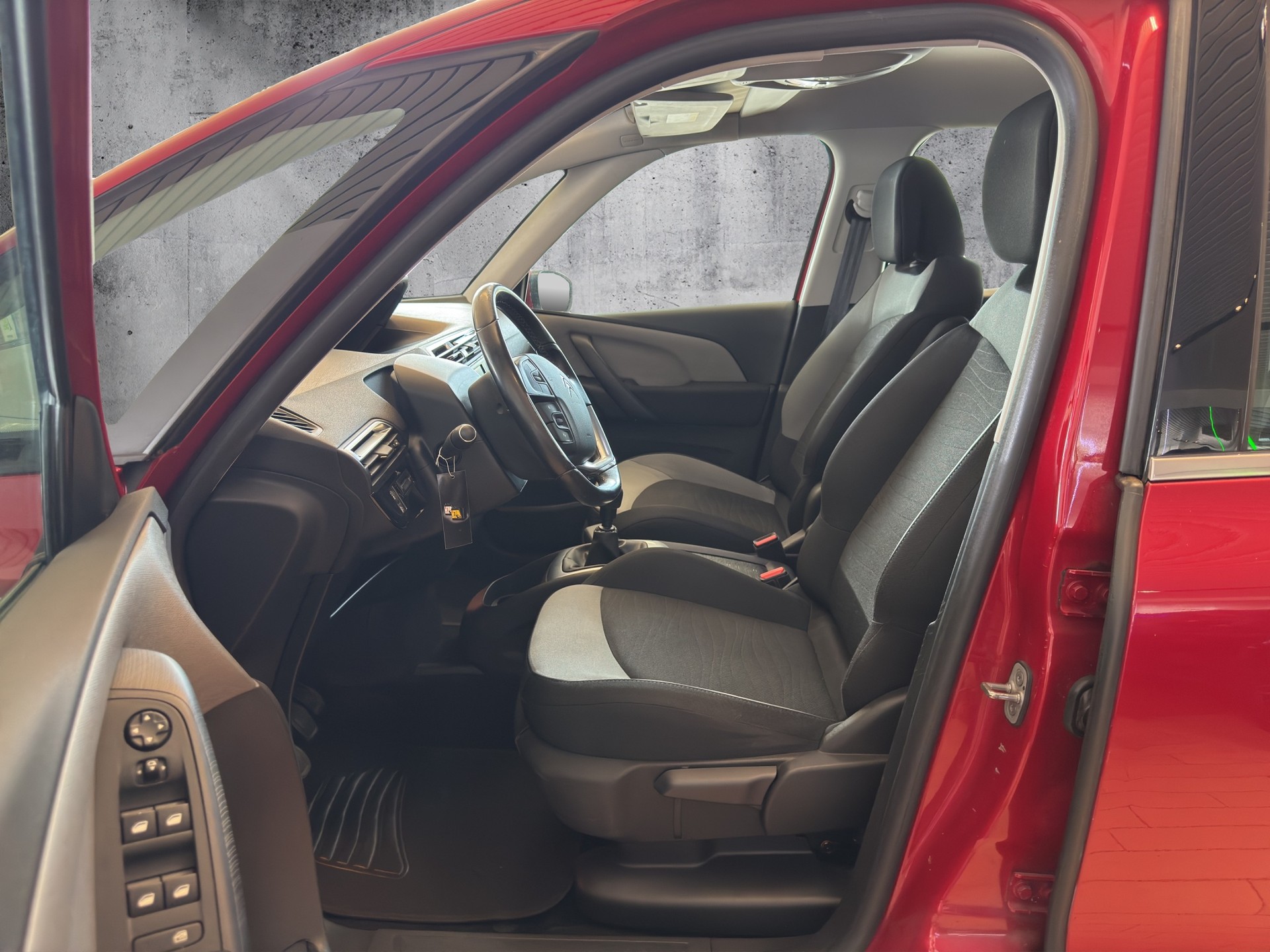 CITROEN C4 Picasso 2.0 BlueHDi Intensive-image-8