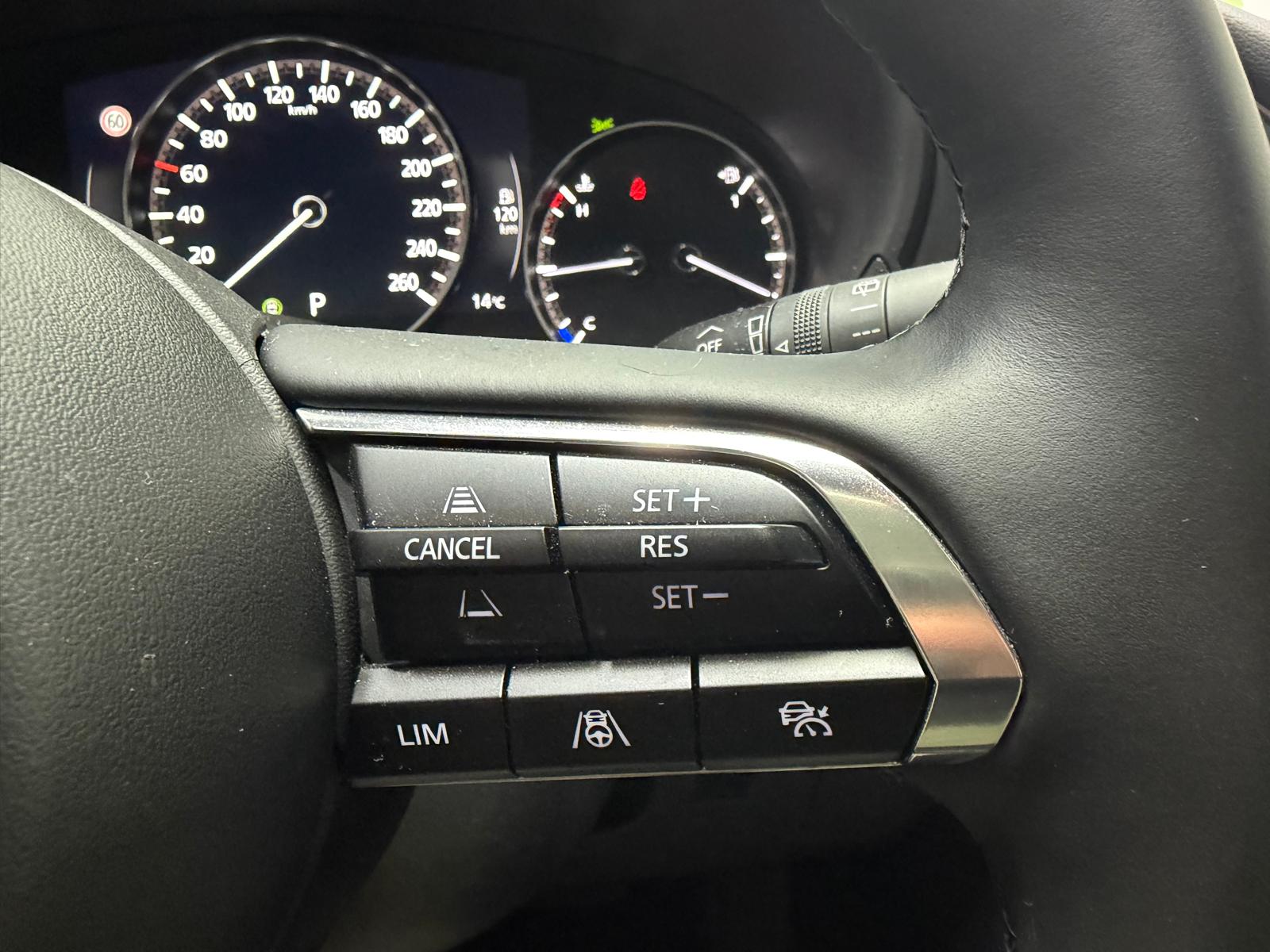 MAZDA 3 Hatchback SKYACTIV-G M Hybrid 150 Ambition Plus Automat-image-21