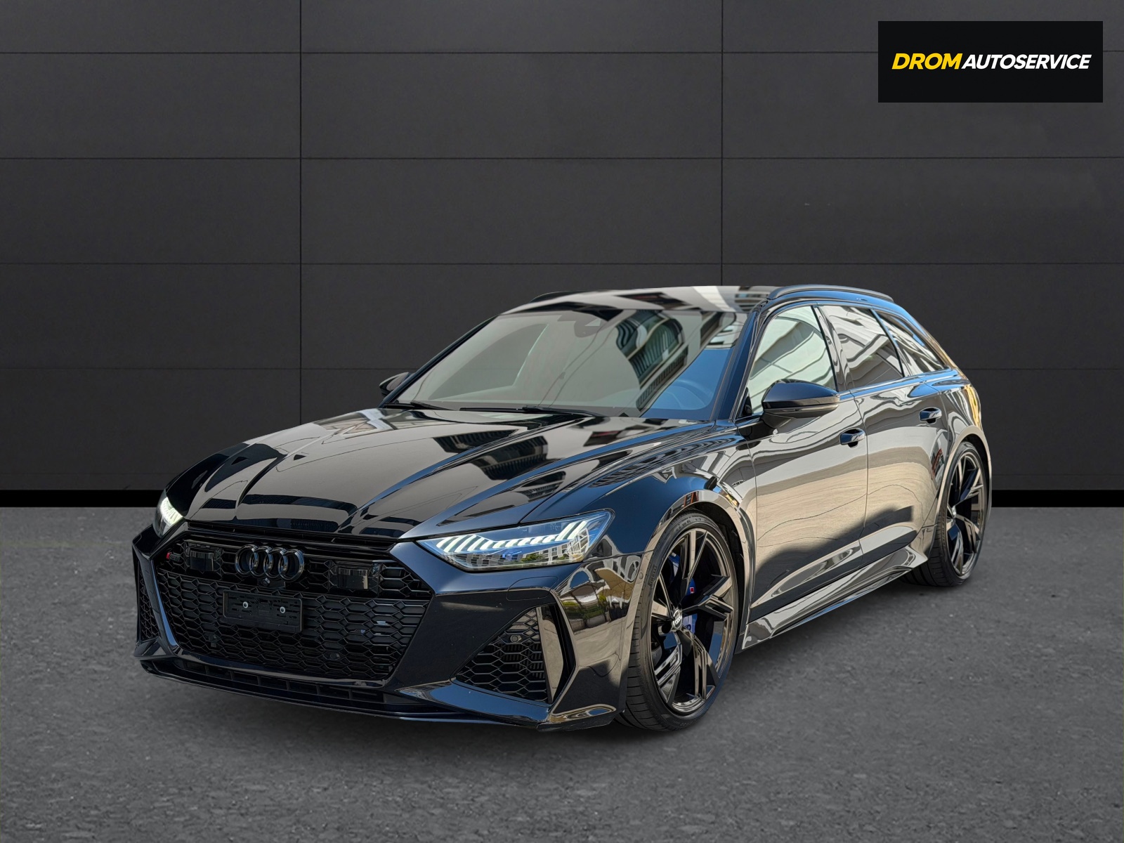 AUDI RS6 Avant 4.0 TFSI V8 quattro-showroom-element-1
