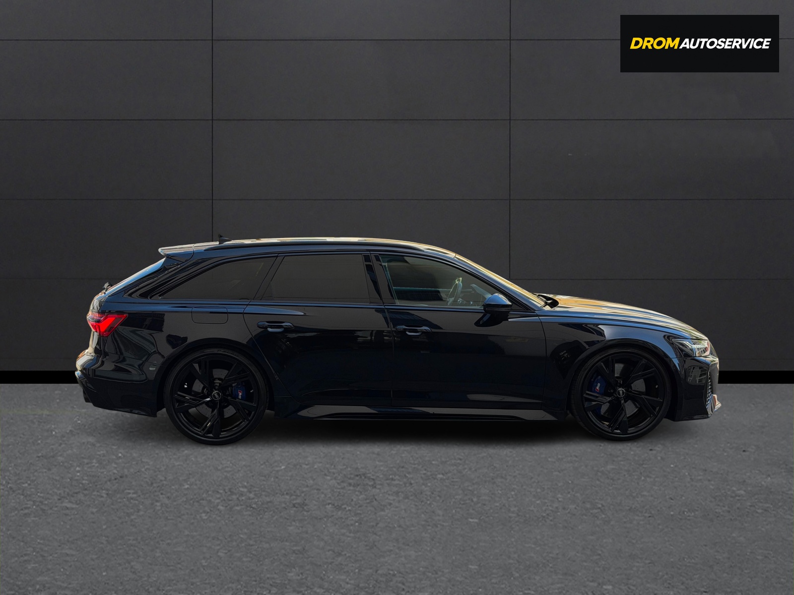 AUDI RS6 Avant 4.0 TFSI V8 quattro-image-4